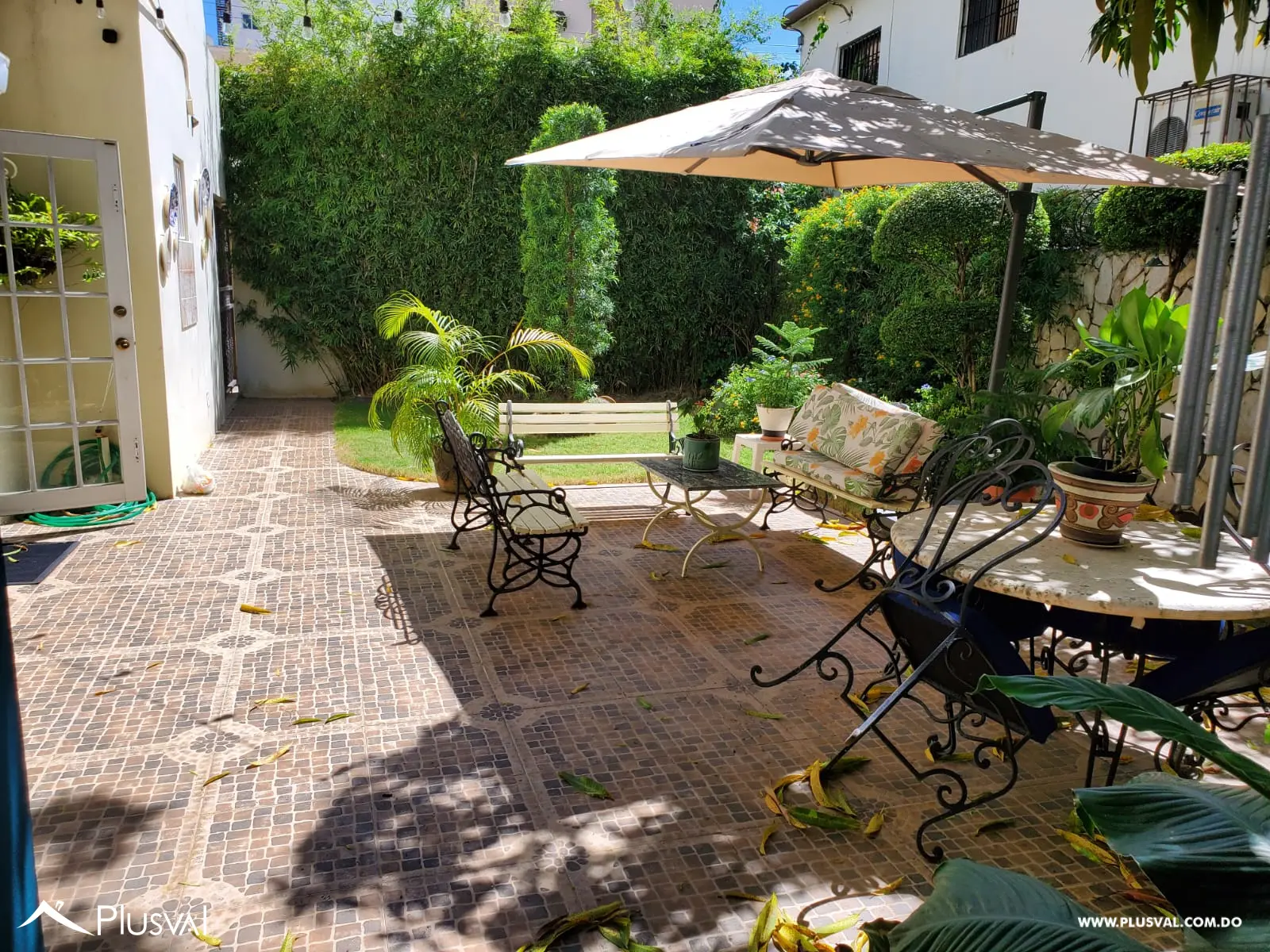 Casa en Evaristo Morales ideal para oficinas o inversion 459696