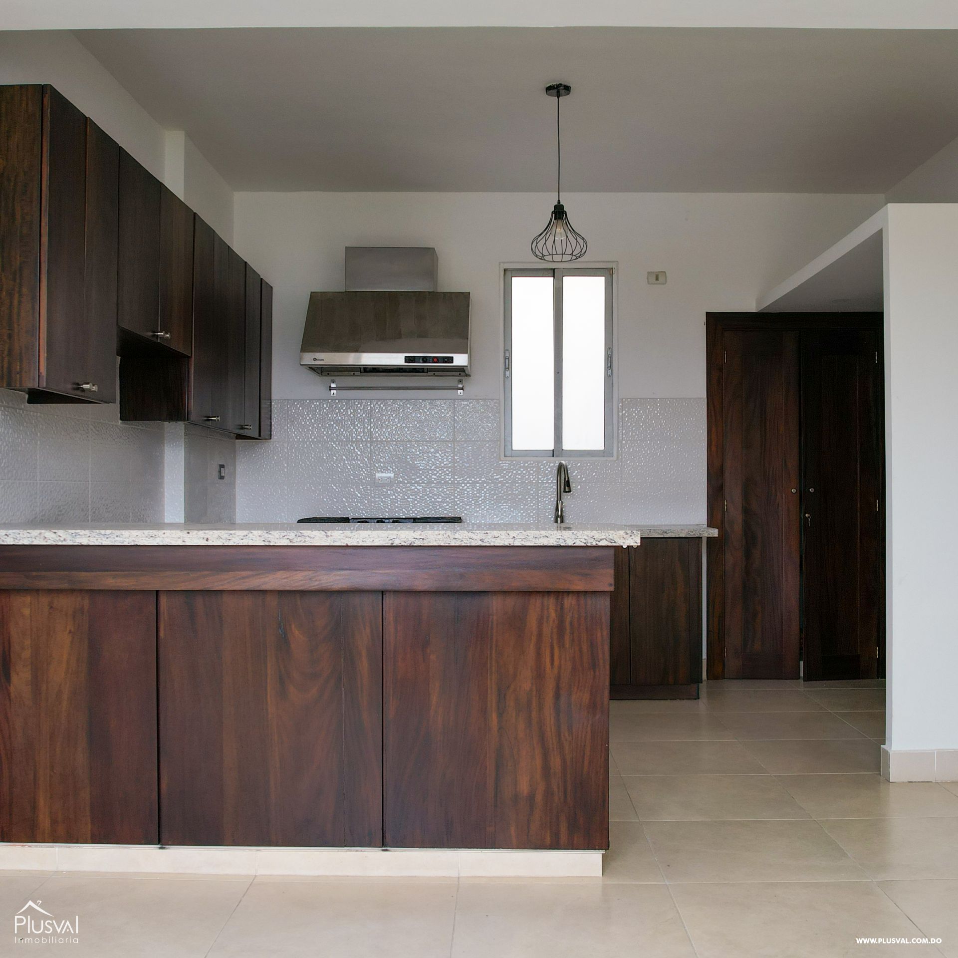 Amplio Apartamento en Venta en Cerros de Gurabo 413868