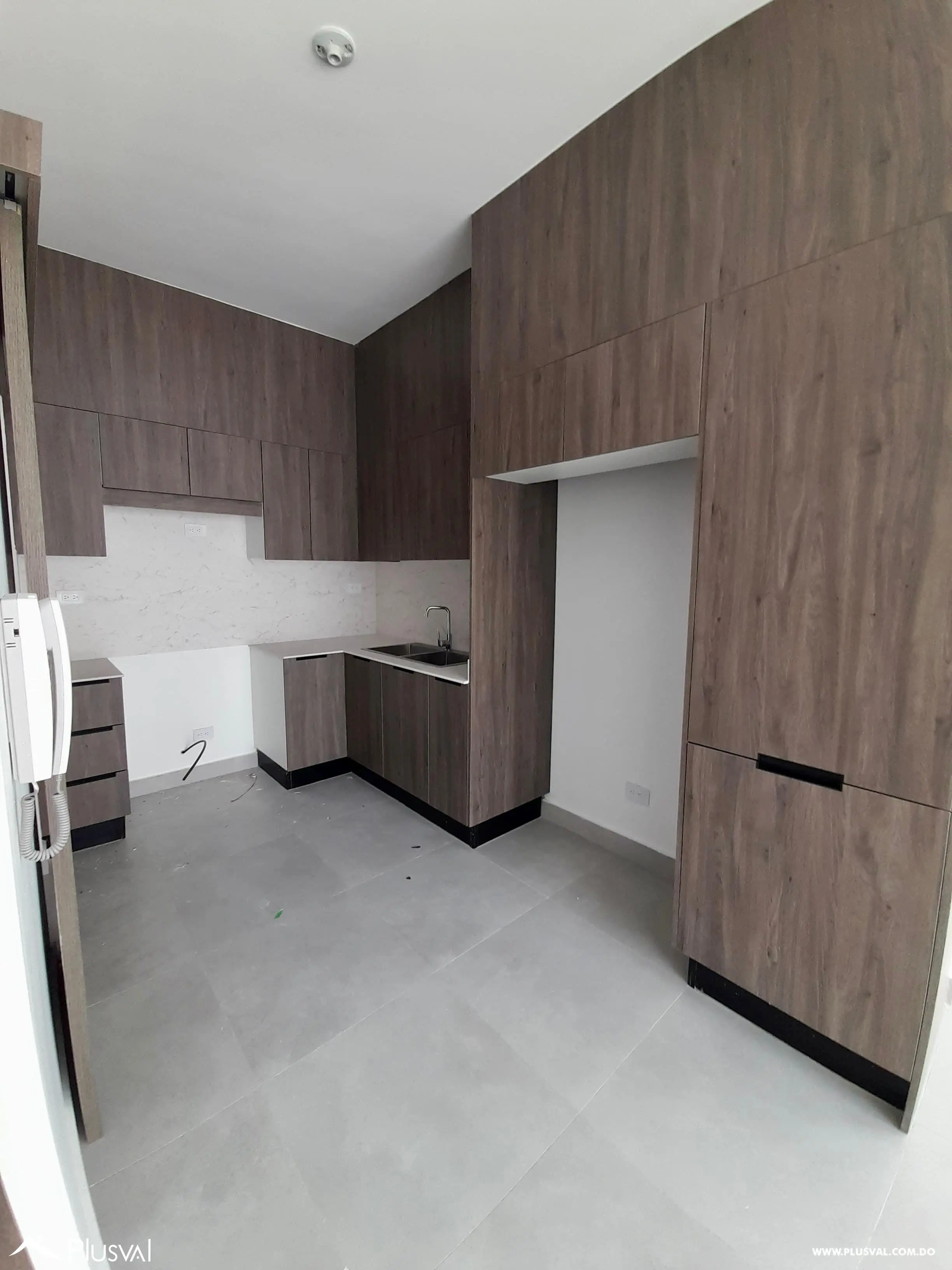 AMPLIO AMPARTAMENTO DE 2 HABITACIONES EN NACO 497364