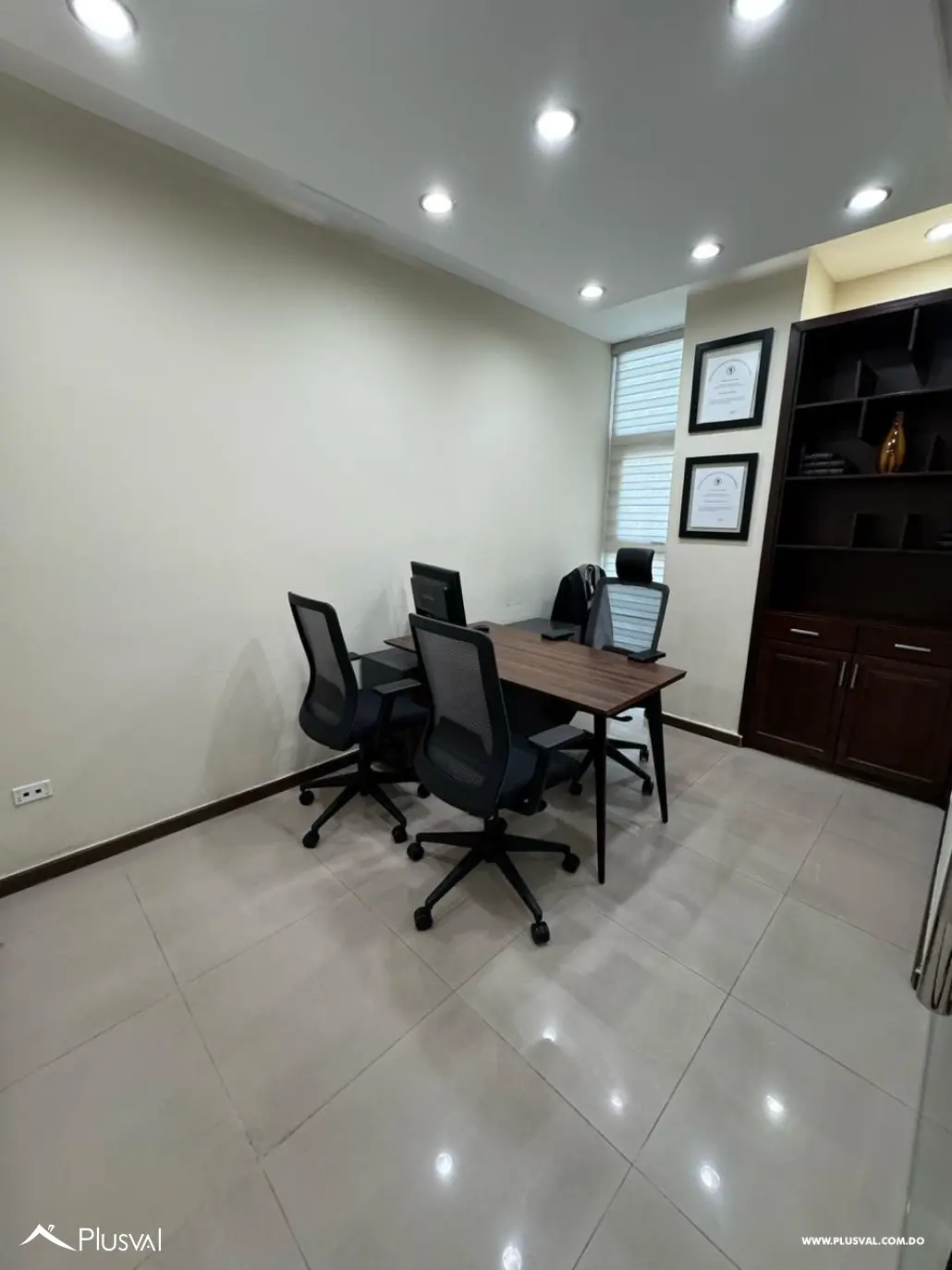 Excelente Local en Venta en Torre Forum 487877