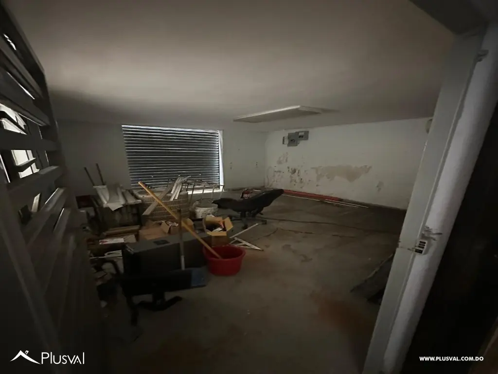 Se vende casa de dos niveles en el sector Miraflores 494855