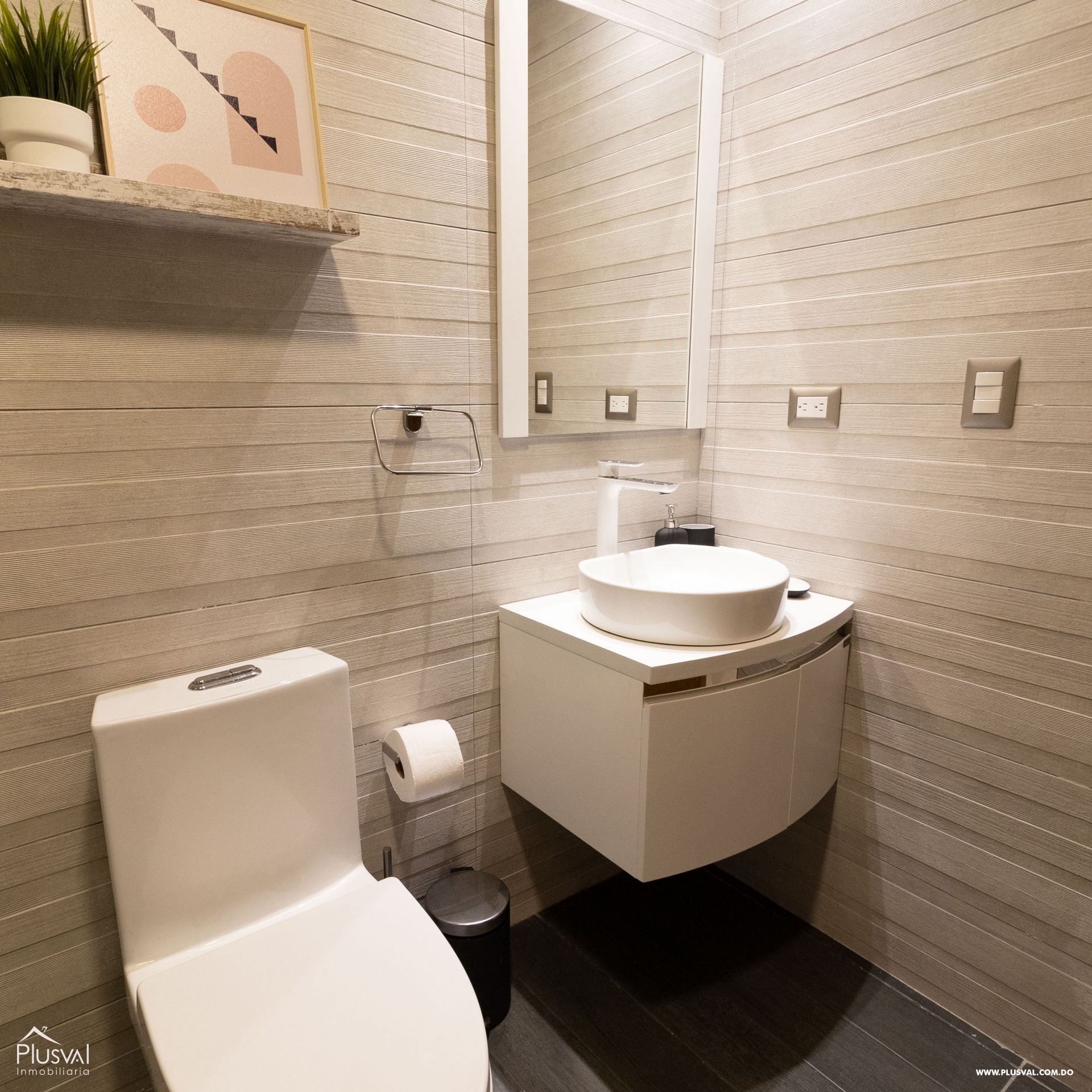 Apartamento en Venta en Piantini. 374574