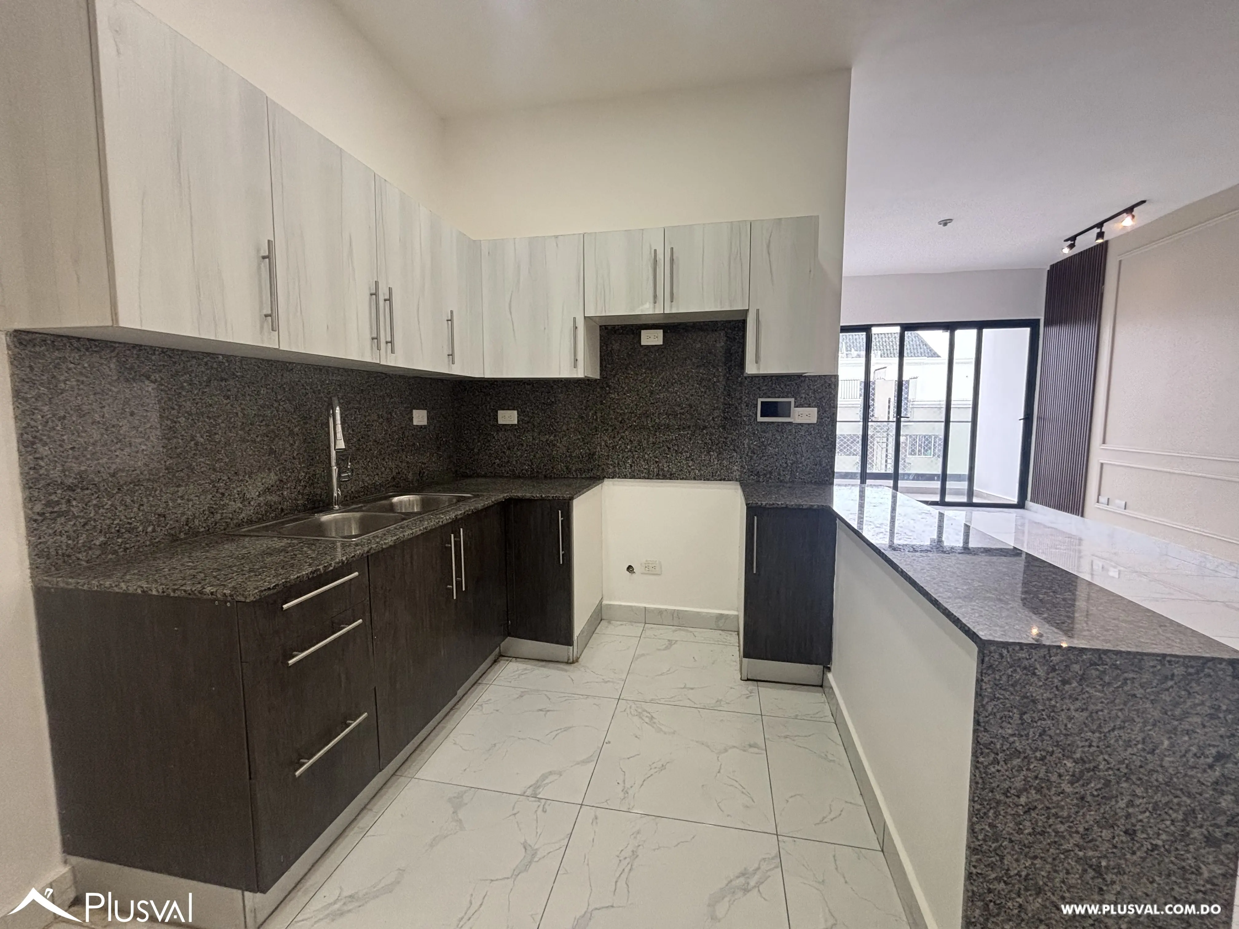 Apartamento en alquiler en Evaristo Morales 523523