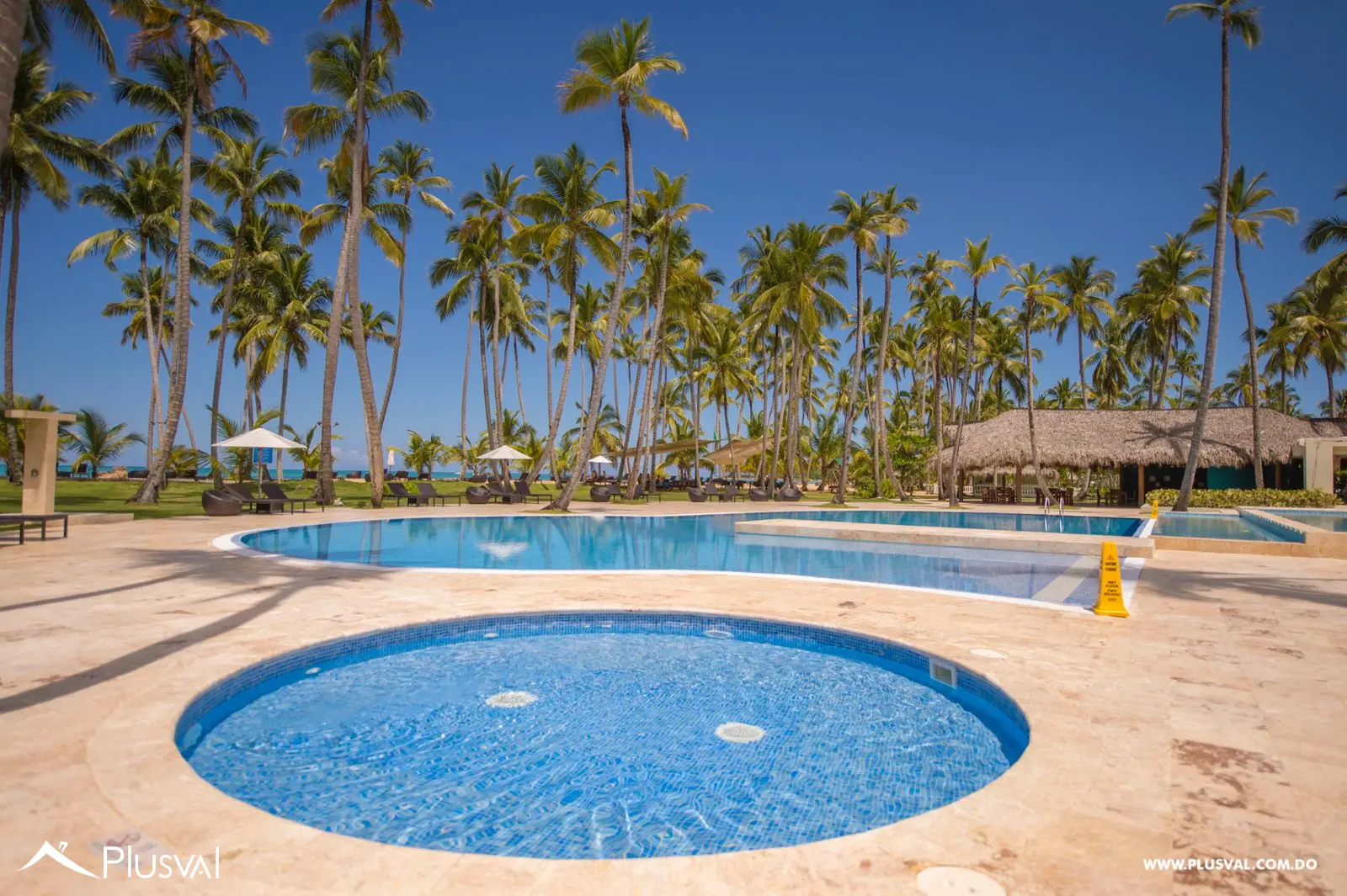 Hermoso apartamento con terraza en Coson en primera linea de playa 482389