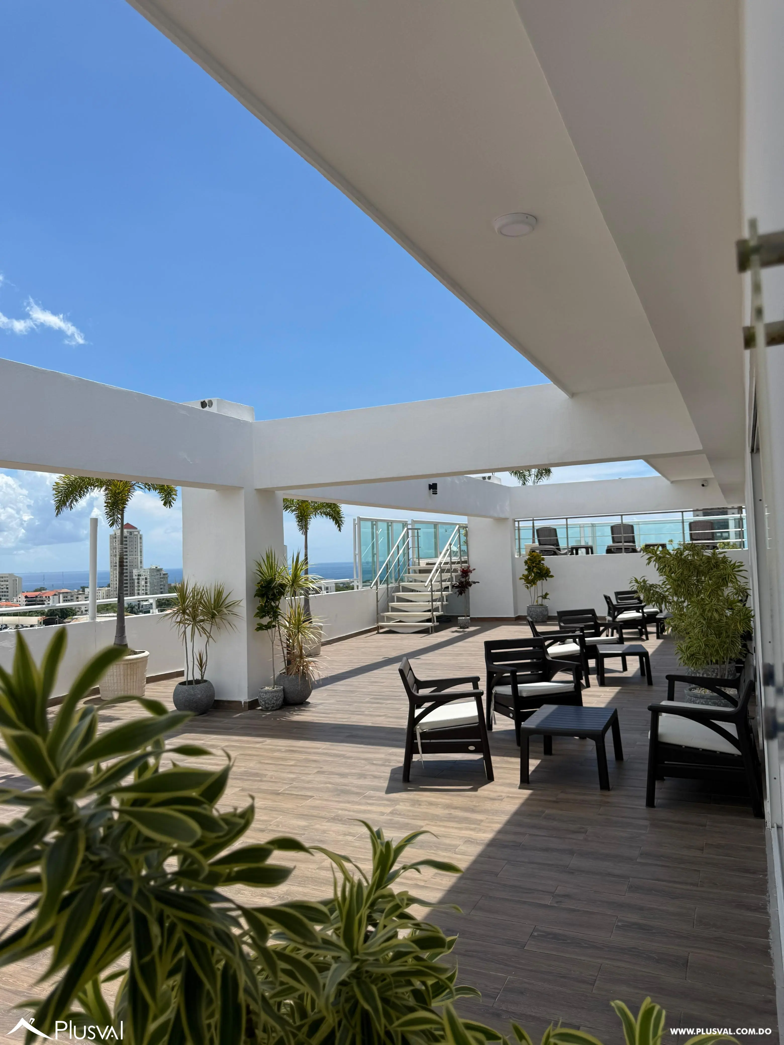 Apartamento en alquiler en el sector de Bella Vista! 462379