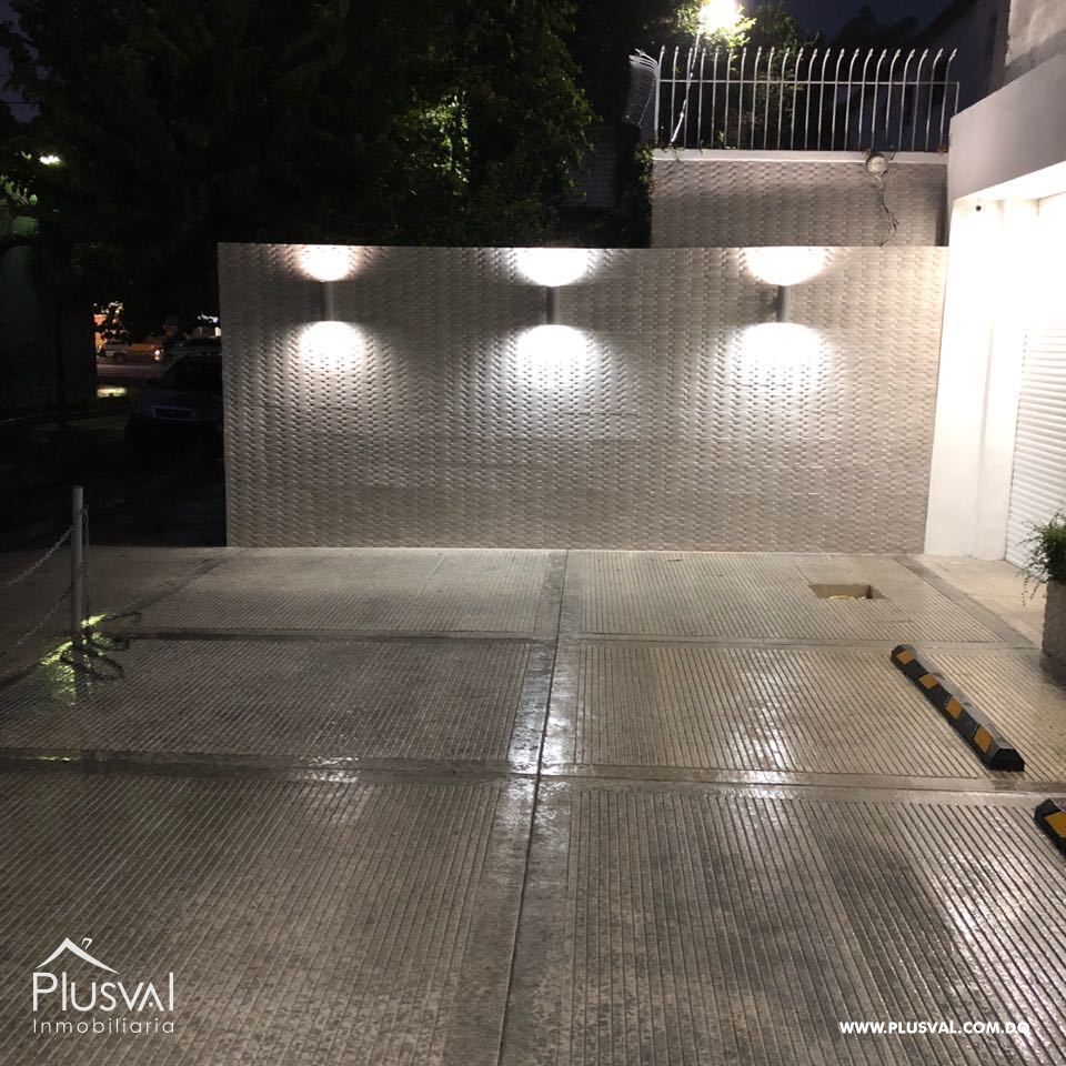 Edificio de 2 niveles en Gazcue 269895