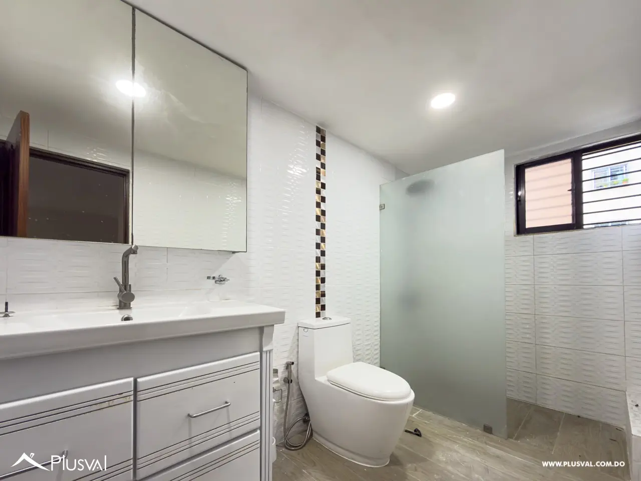 Apartamento en Alquiler con Terraza Privada Techada en Naco 510291