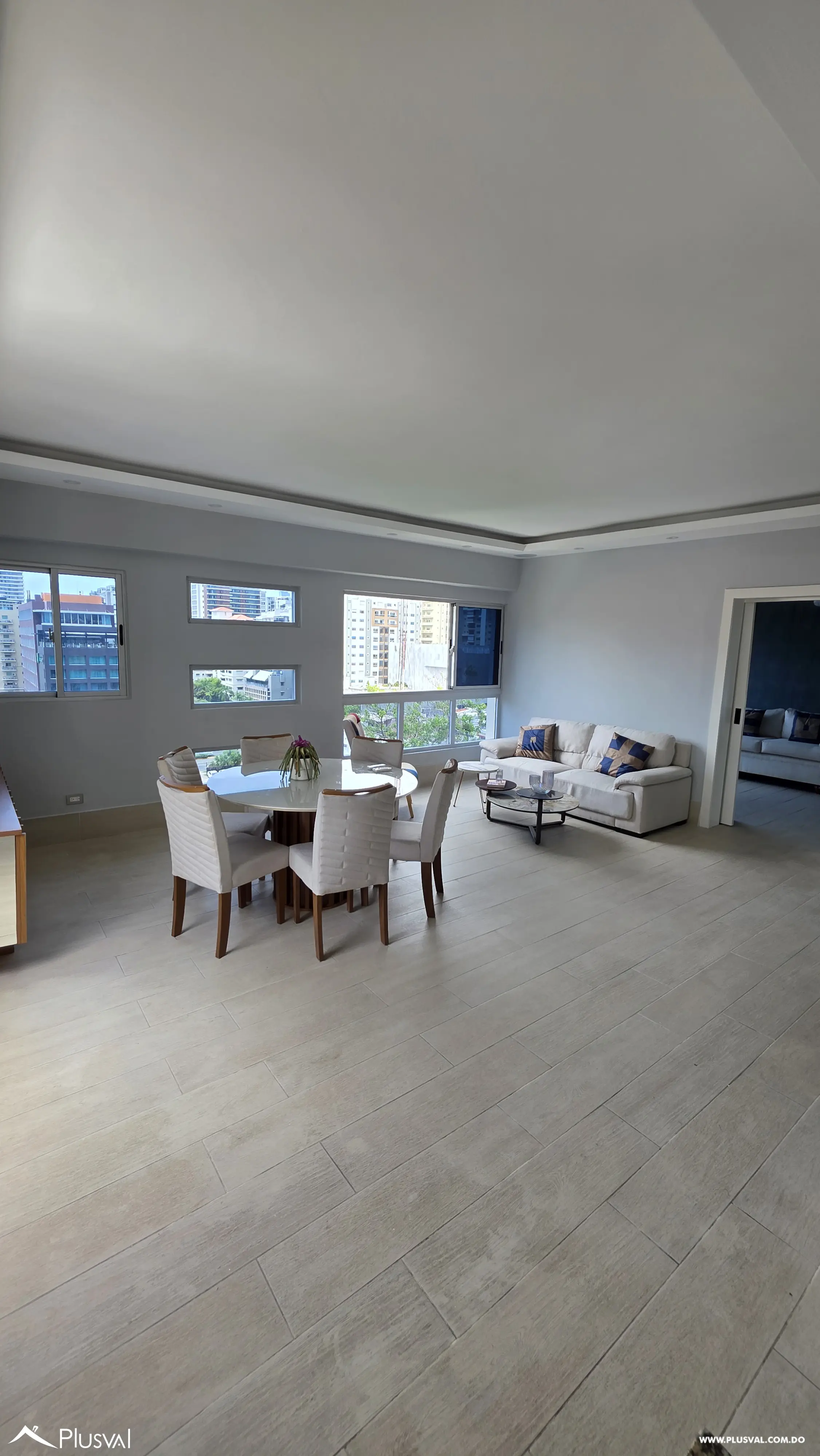 Apartamento en alquiler 3 habitaciones mueblado en Piantini 529835