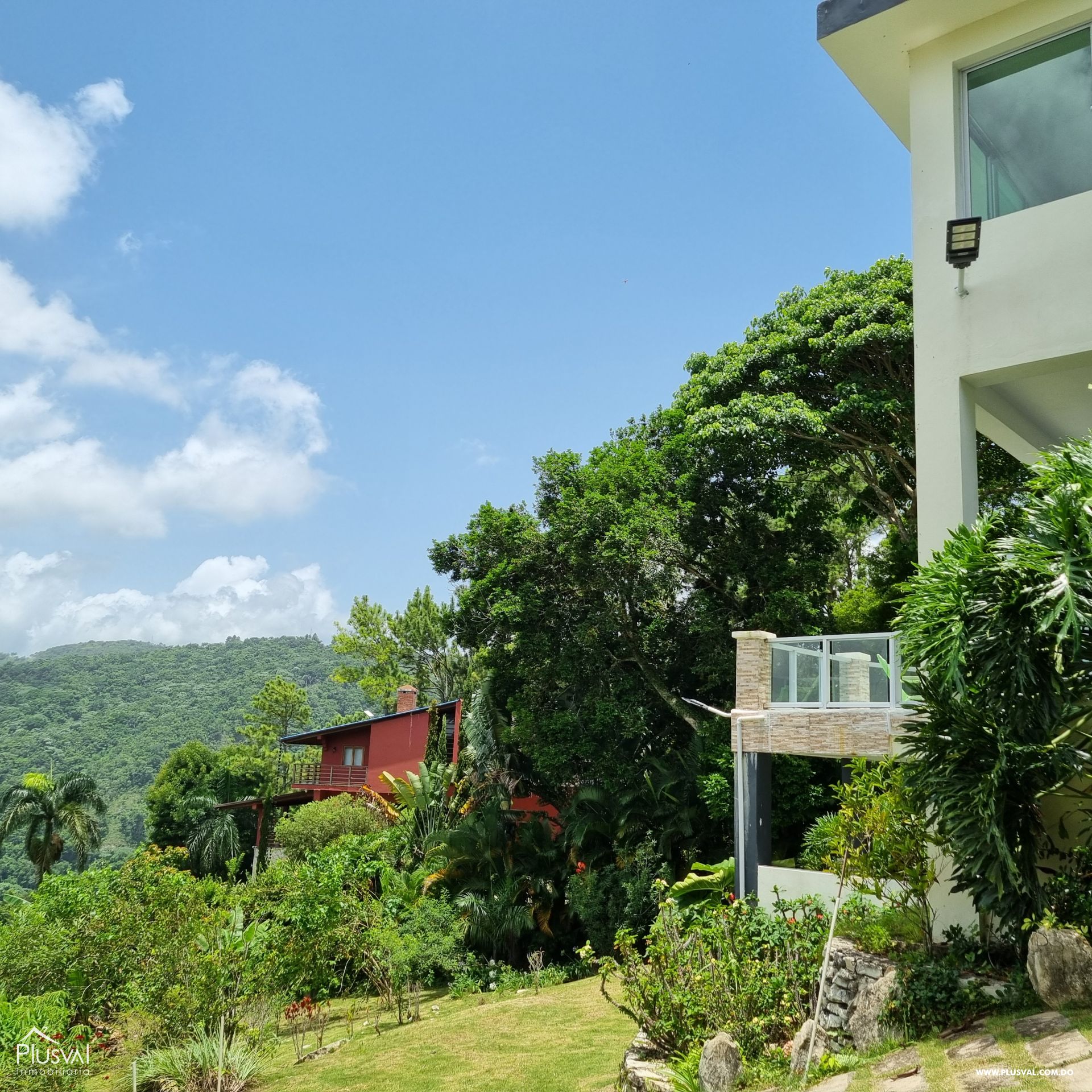 Villa de Tres Niveles en La Colonia, San Cristobal 365621
