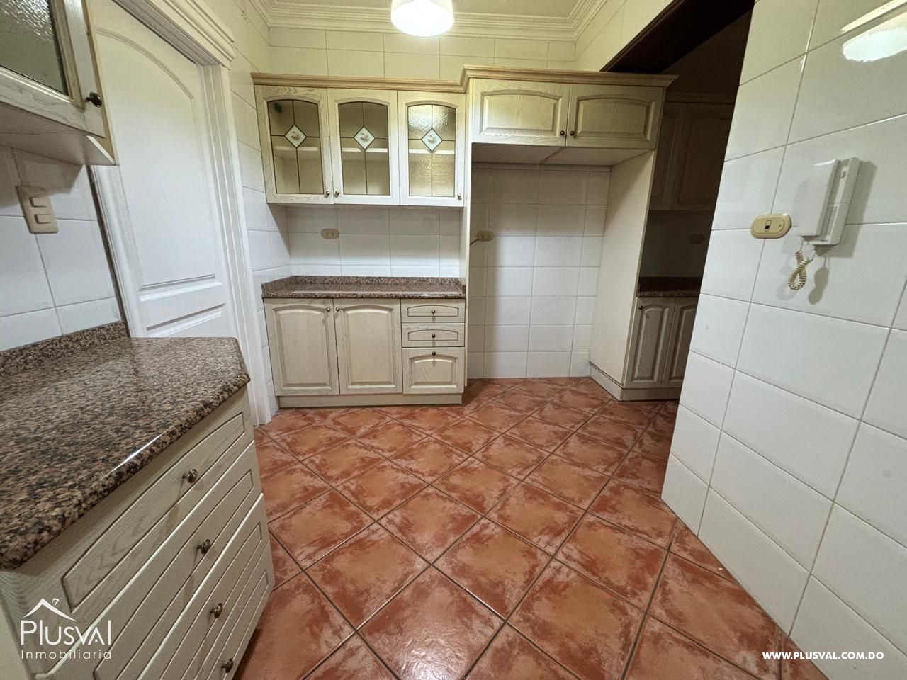 Excelente apartamento en alquiler, Naco 472875