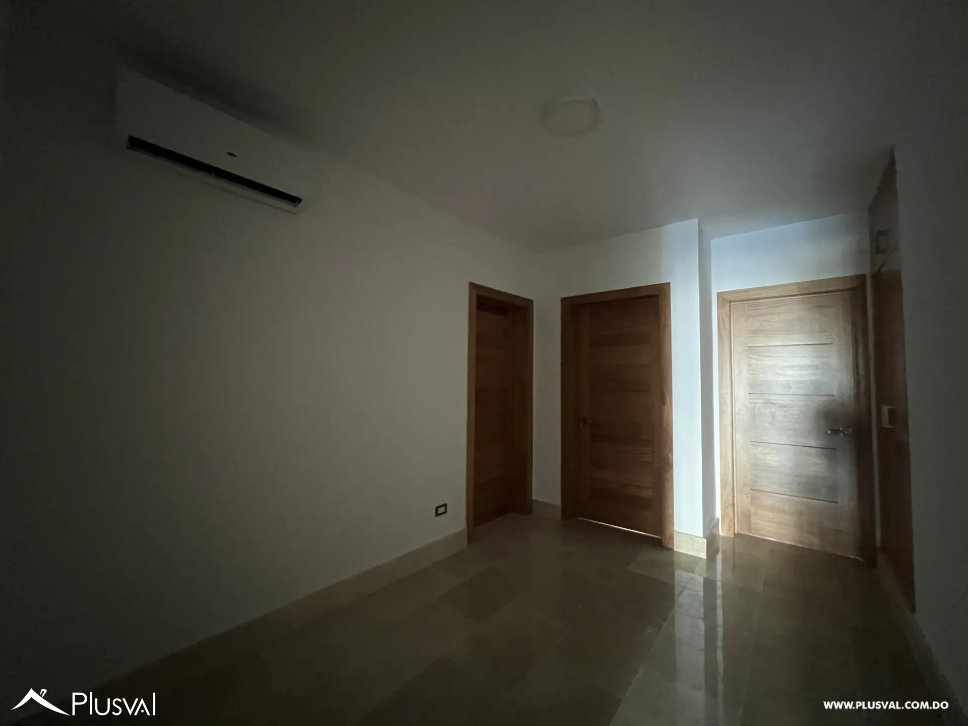Exclusivo apartamento en alquiler en los Cacicazgos 478046