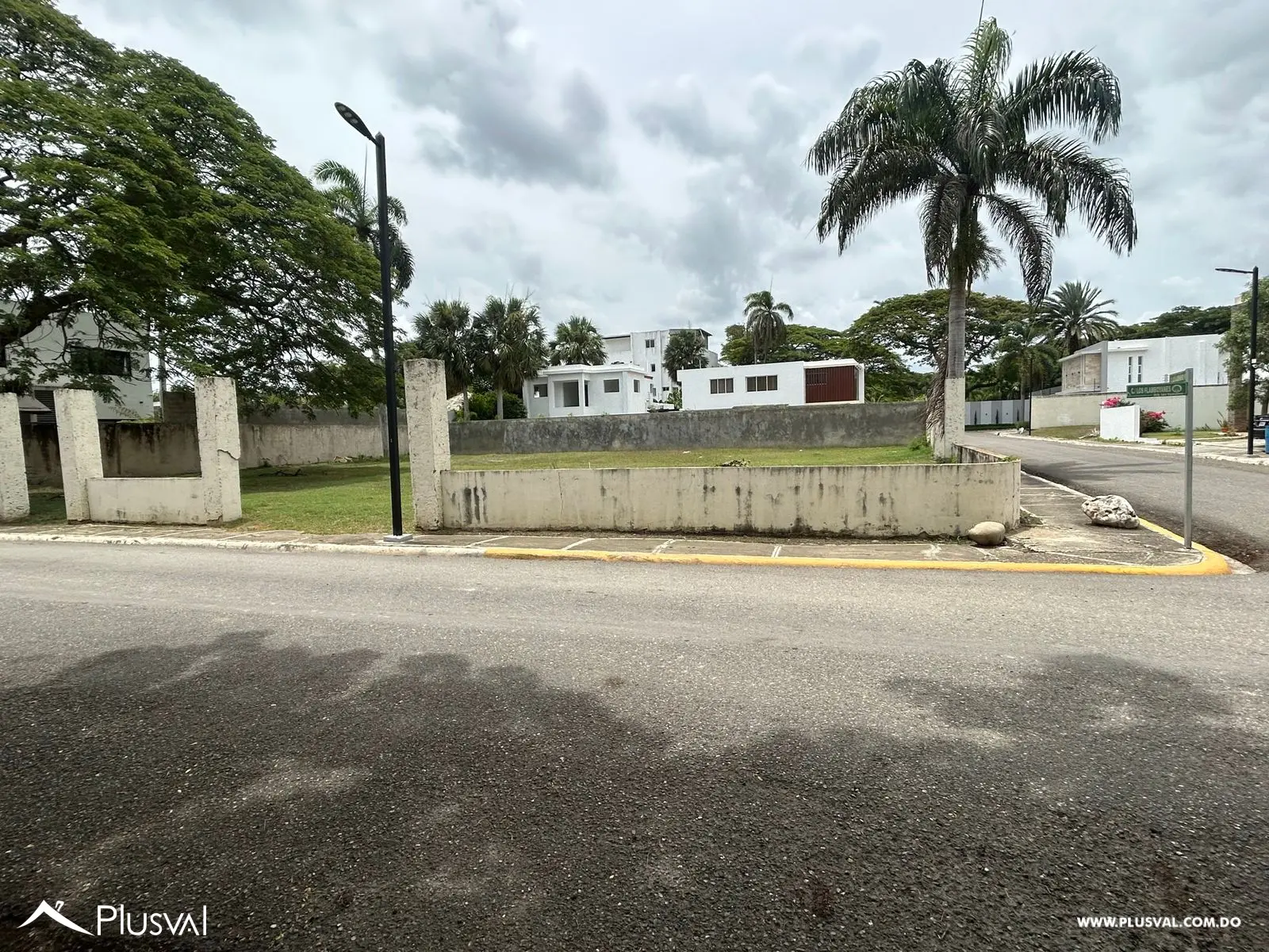 Solar premium en exclusiva urbanización privada 454342