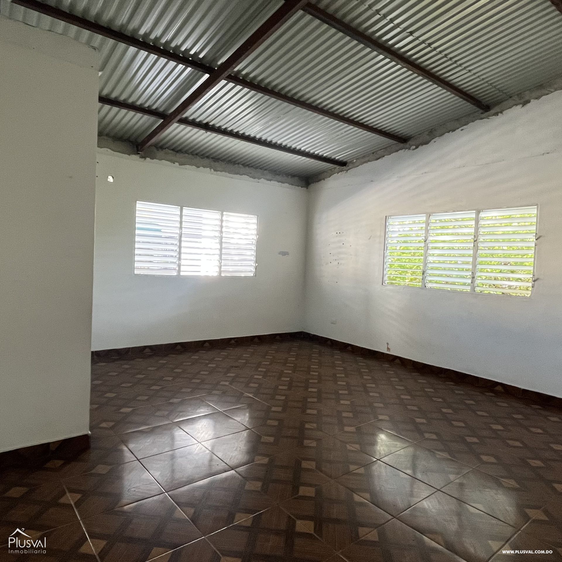 Casa para uso comercial en alquiler en Bella Vista 404858