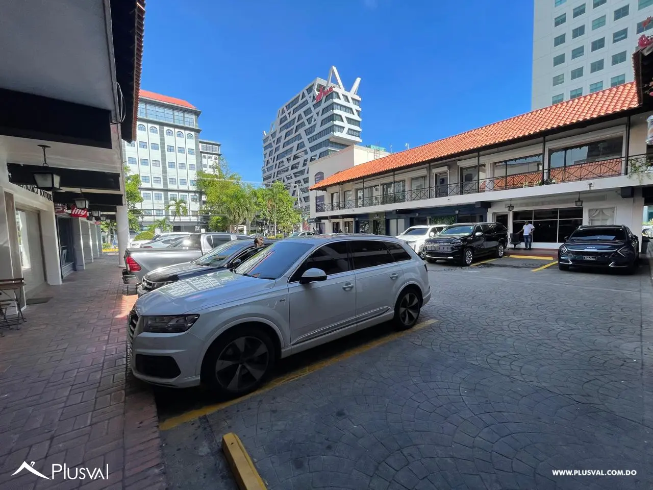 Local en alquiler en Piantini 471349