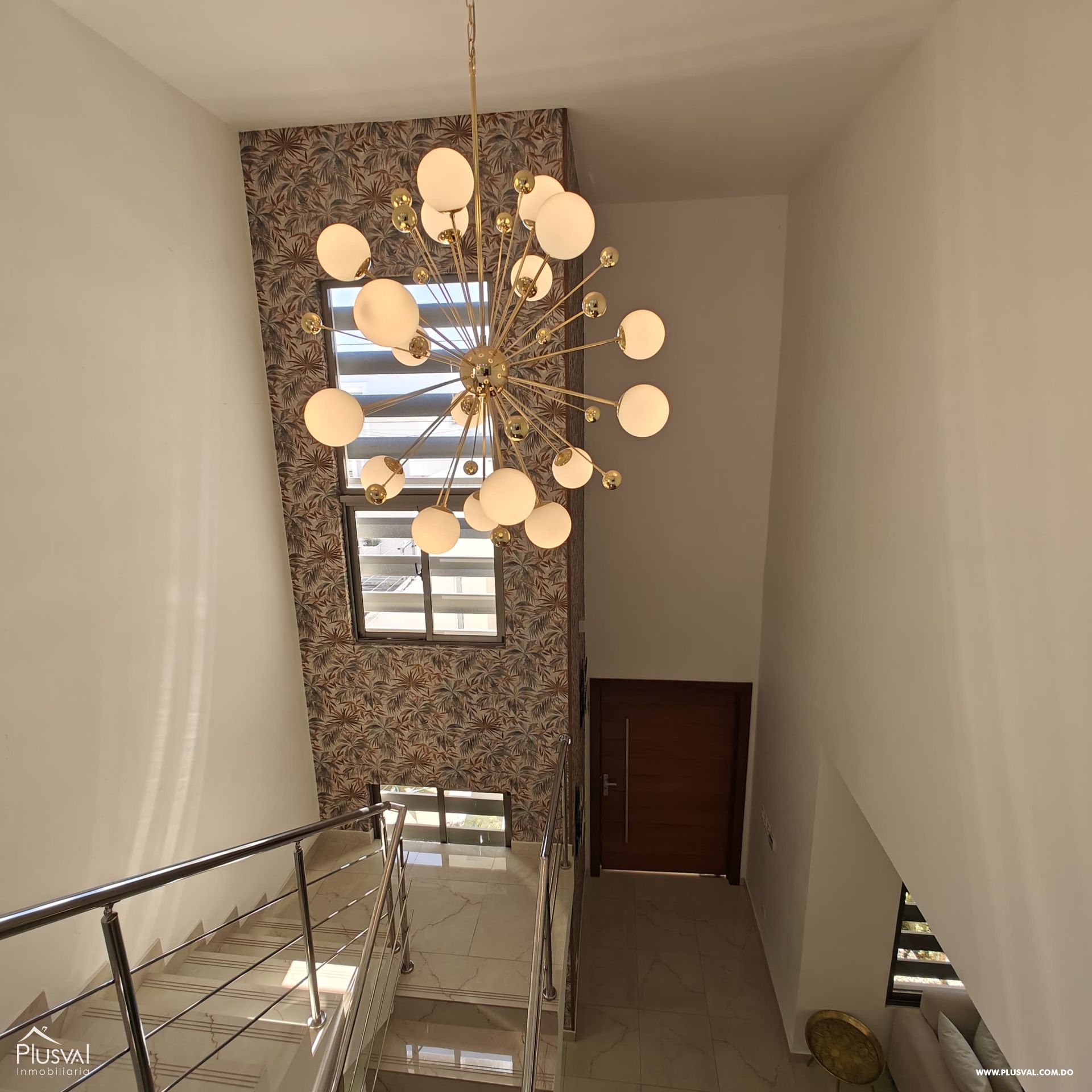Venta de  Casa con Piscina en Los Robles, La Vega. 410928