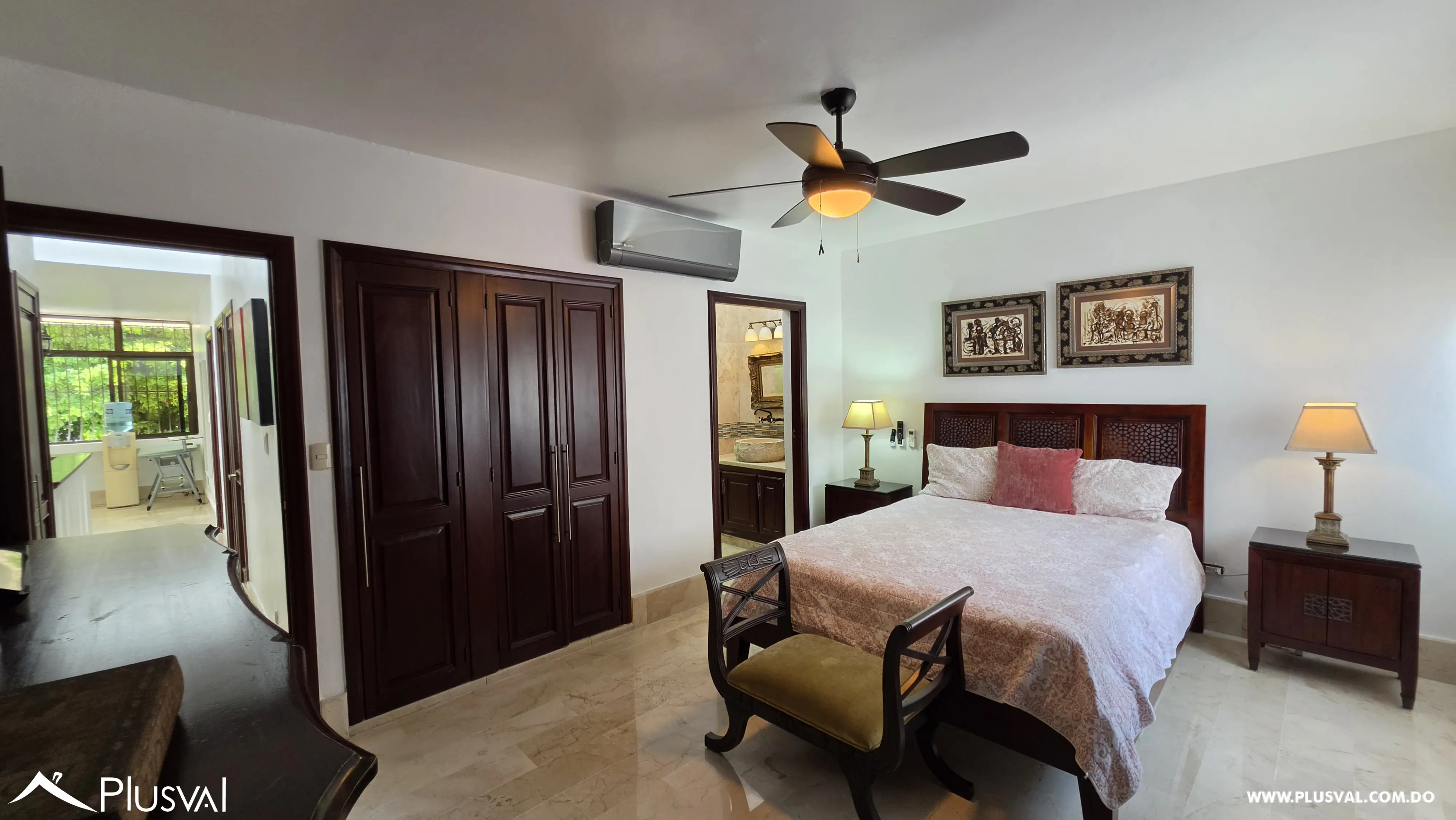 Buscas Espacio, Tranquilidad y Ubicación Céntrica: La Casa Ideal para tu Familia", La Esperilla 521331