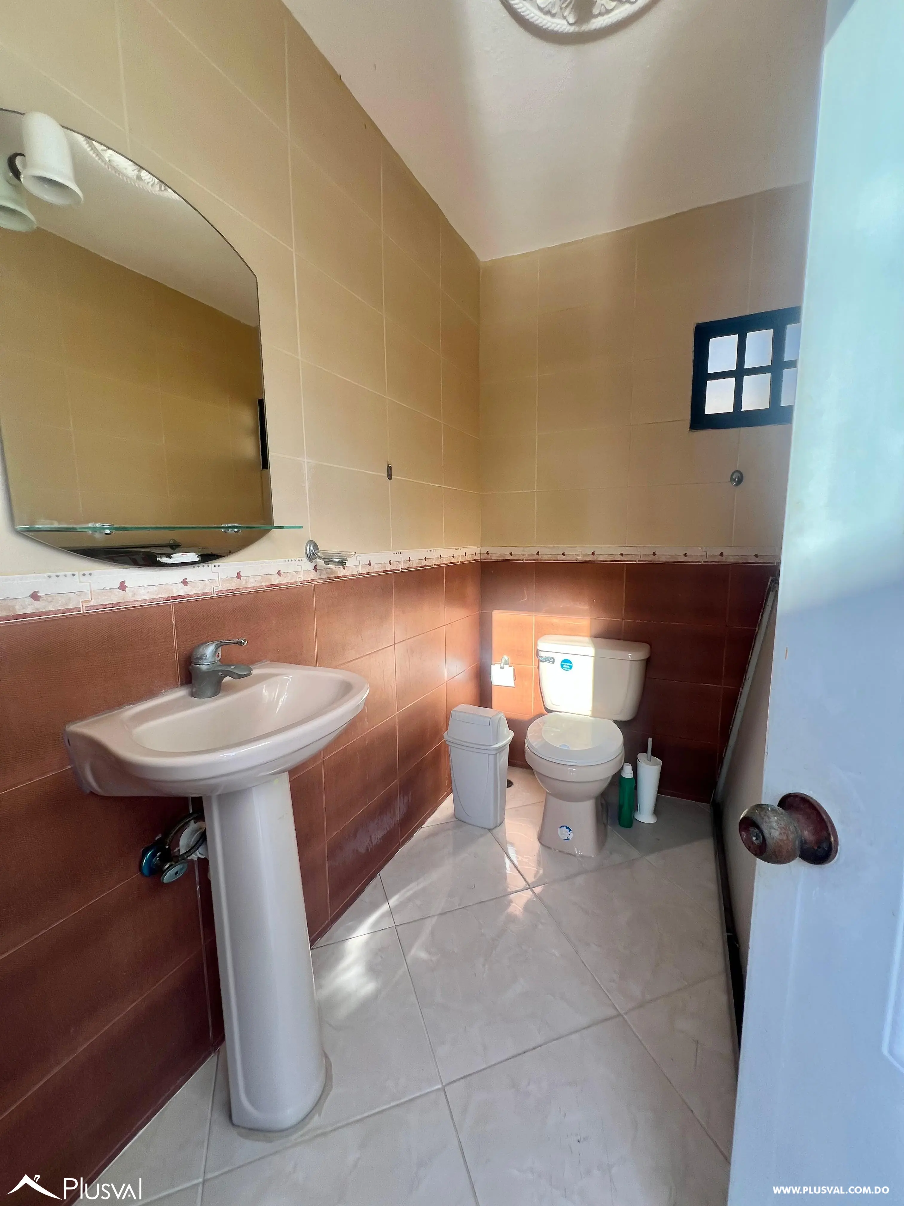 Casa en Brisa Oriental de 3 niveles. 478388