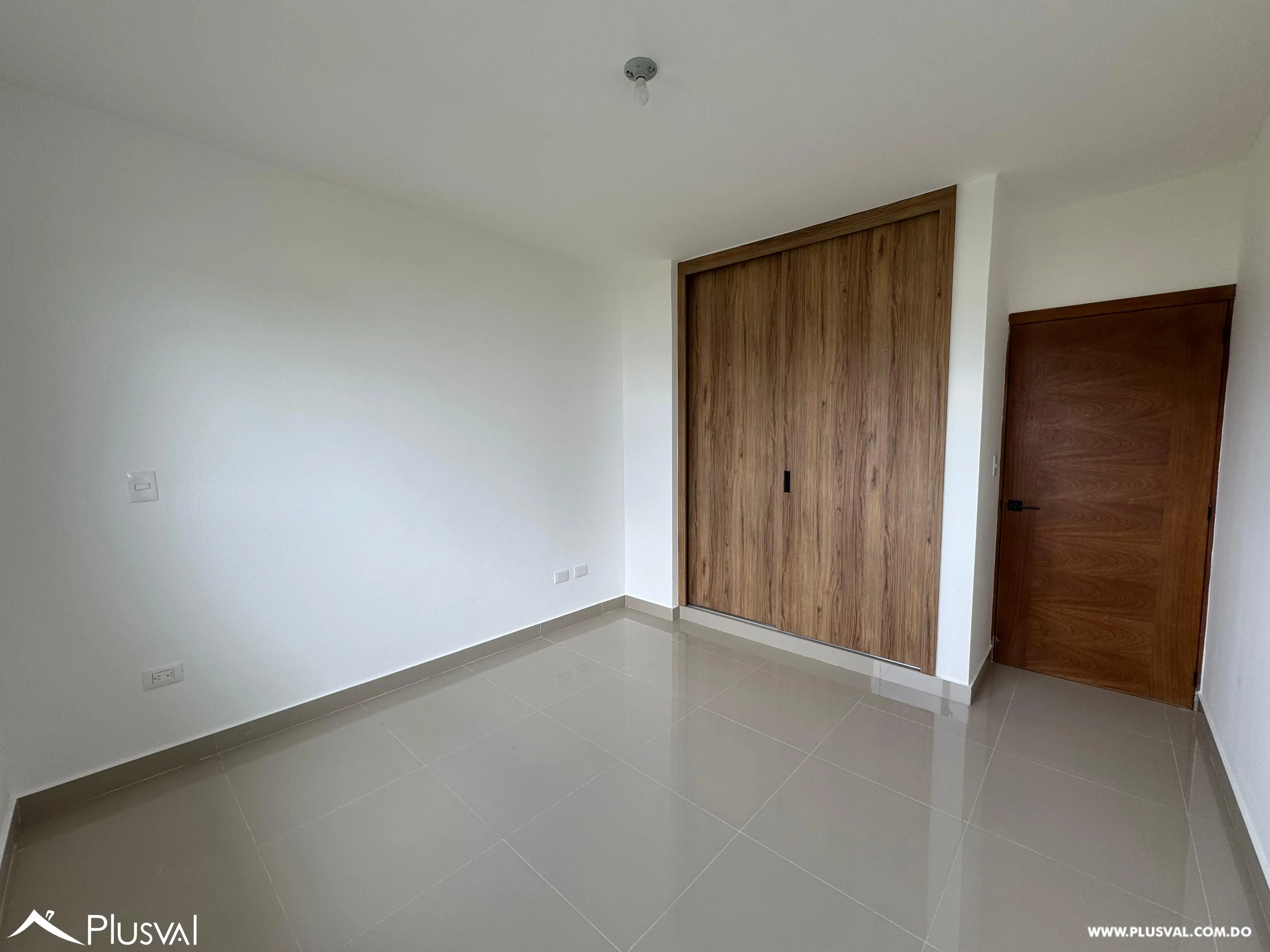 Apartamento de 3 Habitaciones en Moderno Residencial en Gurabo 519192
