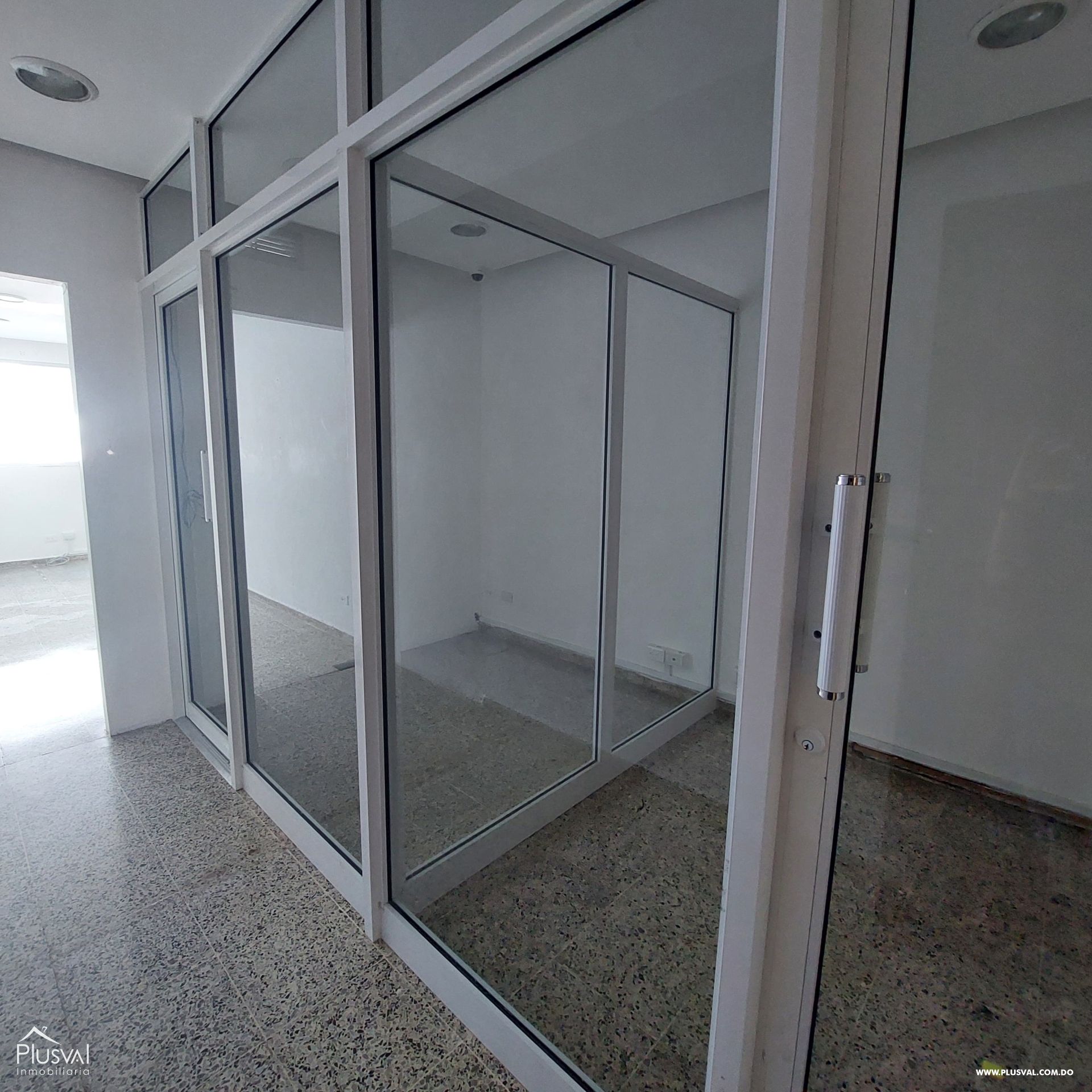 Local comercial en alquiler, Serralles 338968
