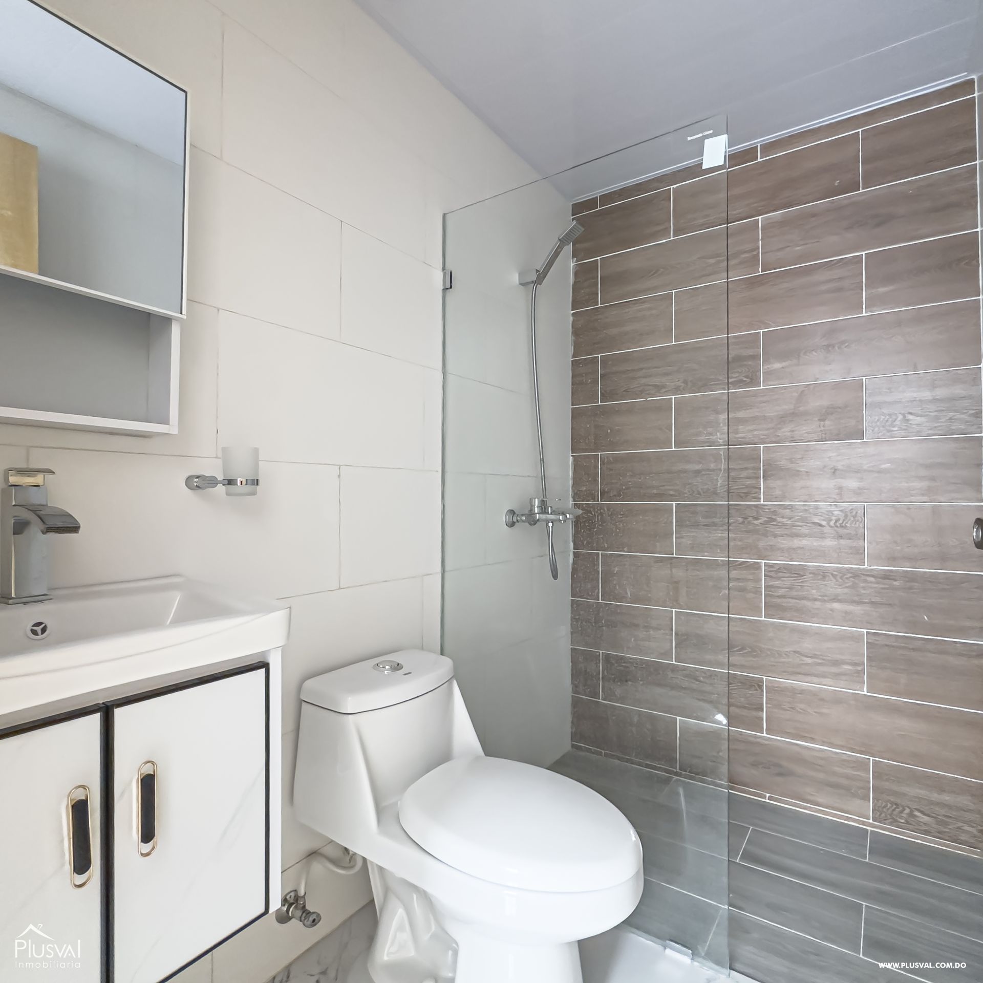 Apartamento a estrenar con terraza en venta en Los Rios 429637