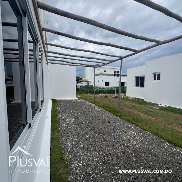 Amplia casa tipo villa a la venta en Niagara Beach Punta Cana 392742