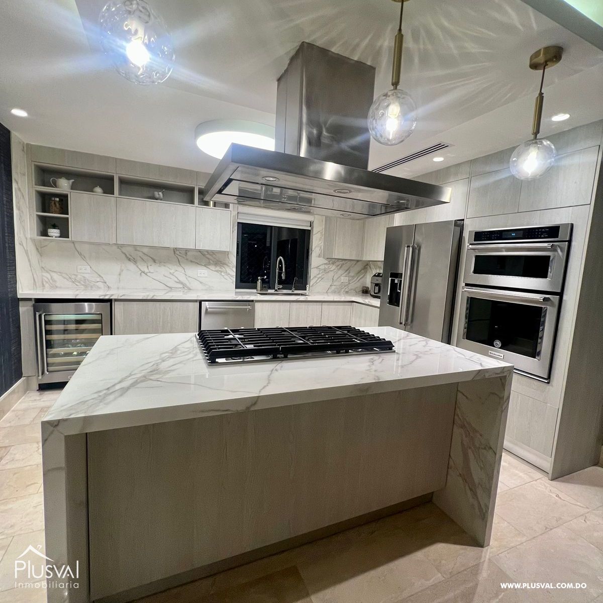 Apartamento Amueblado en Venta con espectacular  Vista al mar en Alma Rosa 313893