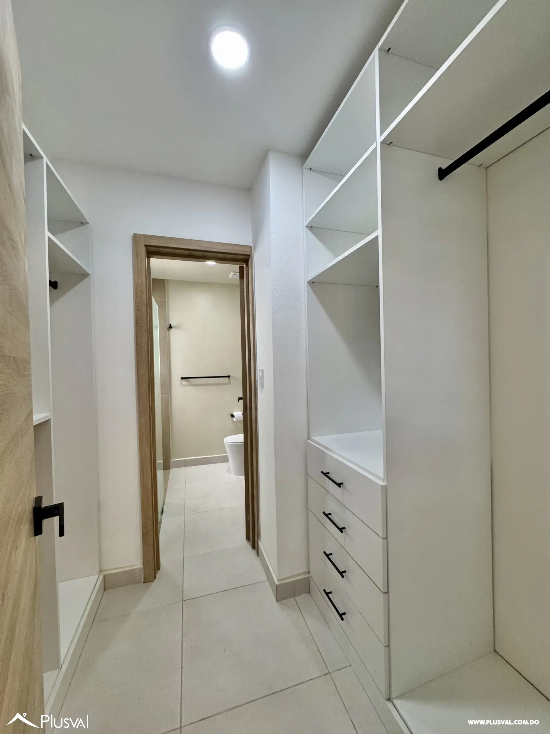 Apartamento en alquiler en Naco 500282