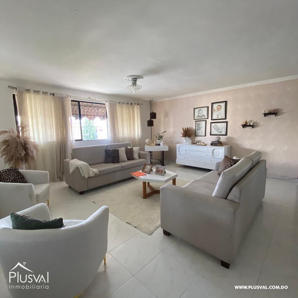 Amplio apartamento en una zona exclusiva y céntrica. 373243
