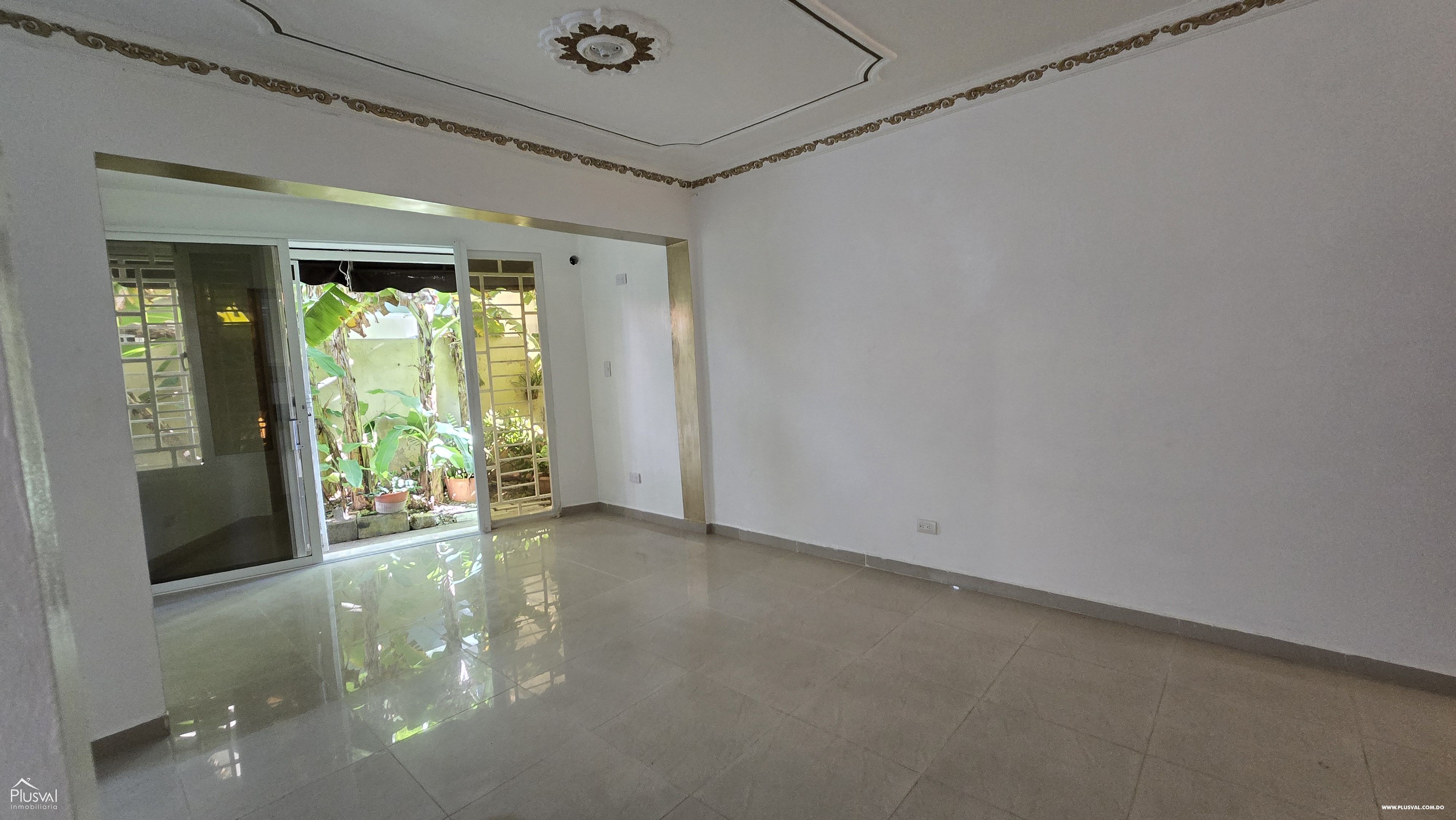 Buscas para vivir un apartamento amplio en una zona tranquila? Esta es tu oportunidad. 459424