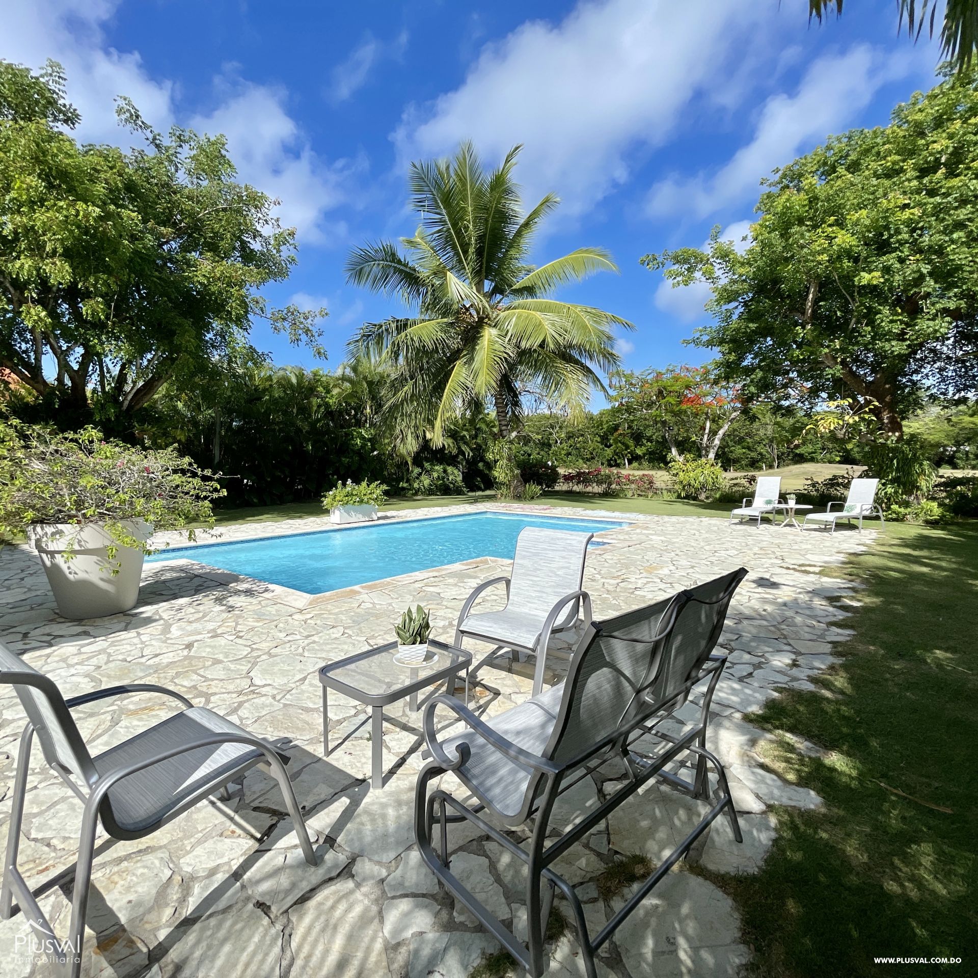 Villa en Alquiler AMUEBLADA, en Metro Country Club 219701