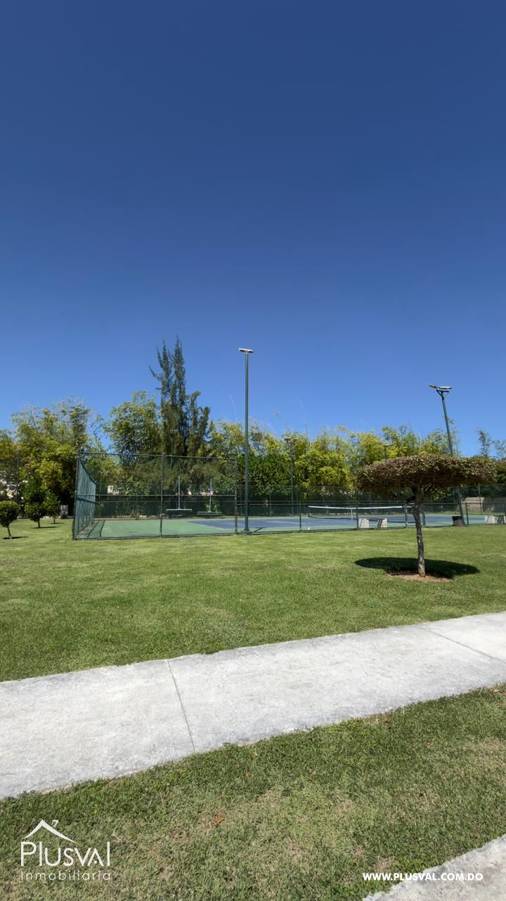 Venta de Unidad en Bávaro Punta Cana: Acceso Privado a Playa y Más 489776