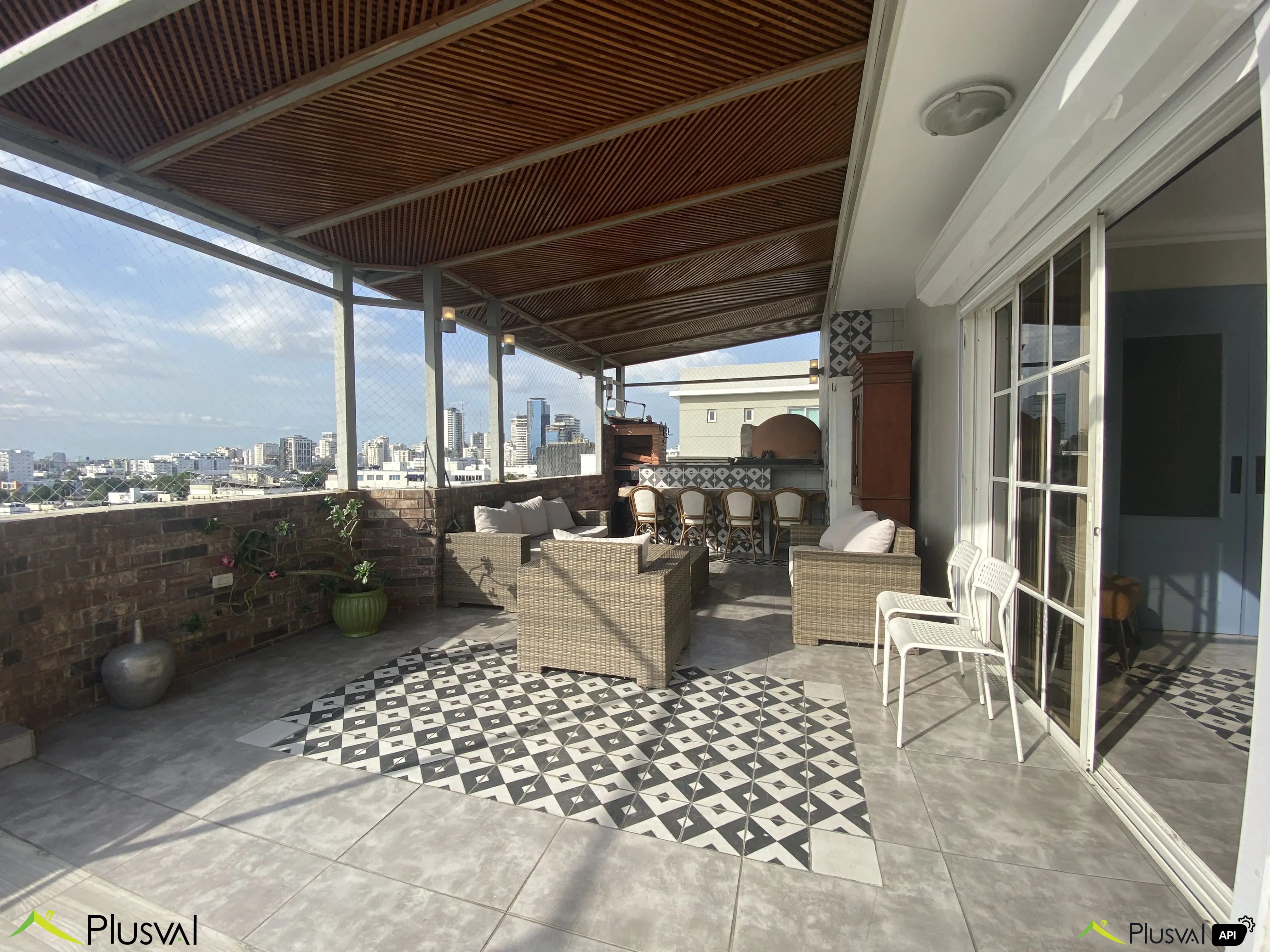 Vendo Excelente Apartamento Clásico en Evaristo Morales 450497