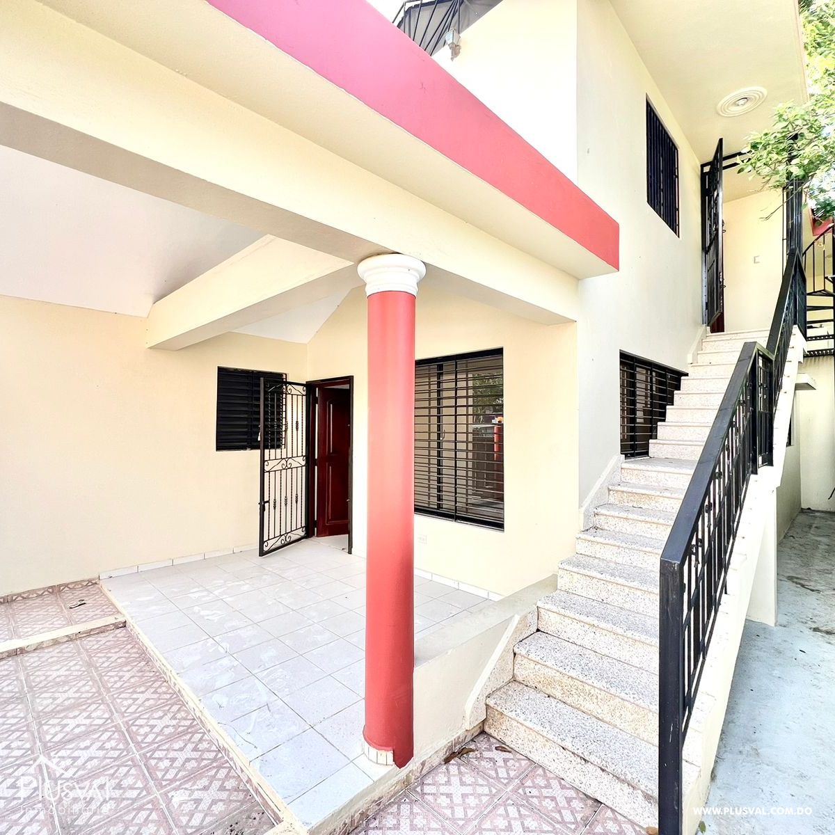 Casa de 2 niveles en Venta en lugar Céntrico 345228