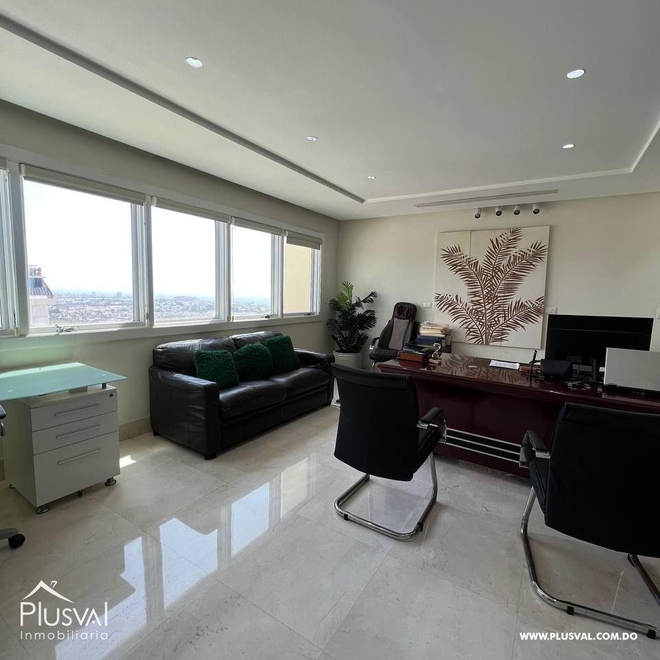 Penthouse  en Venta con una Vista Espectacular en Los Cacicazgos 344793