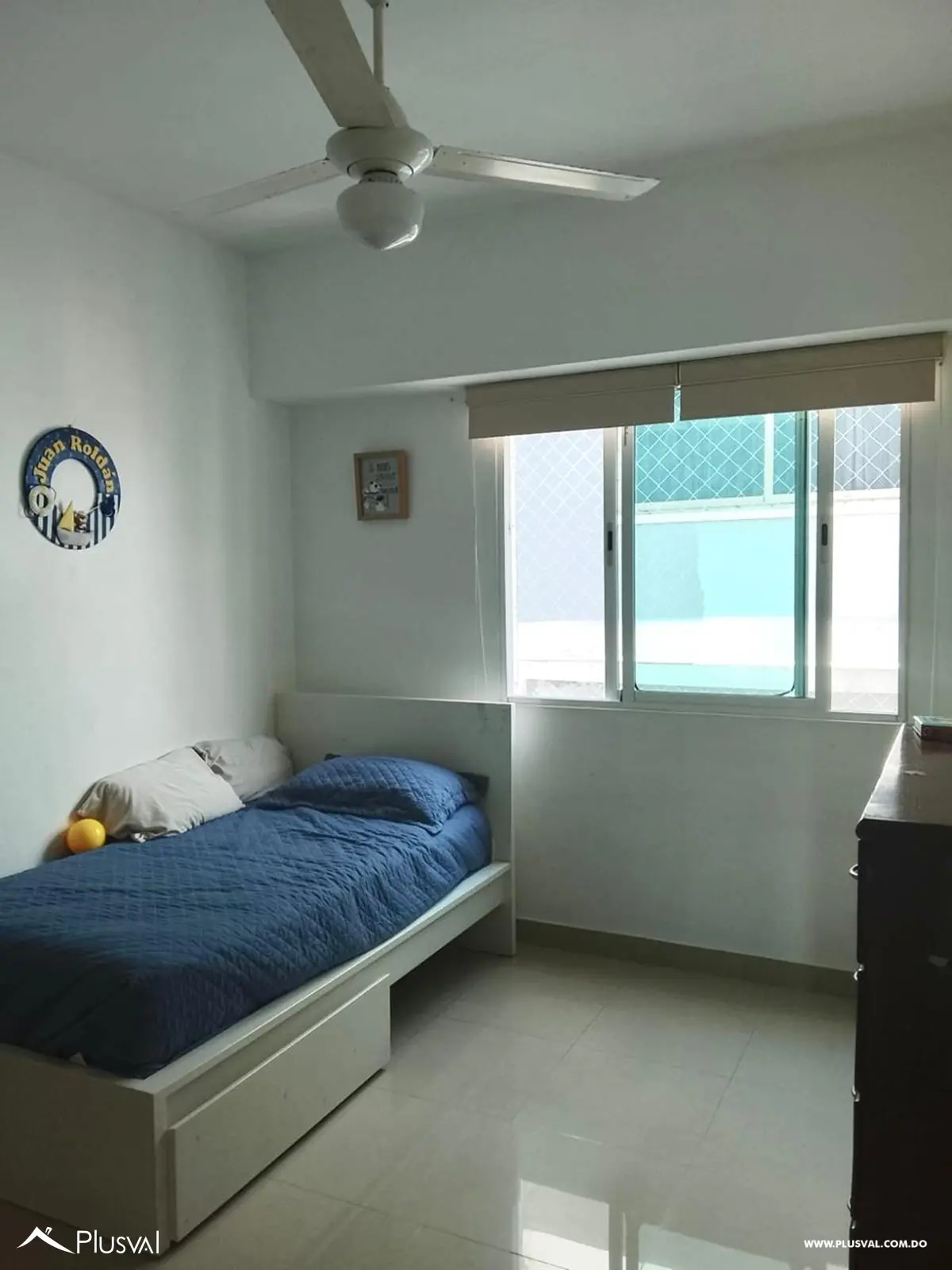 Amplio apartamento en venta de 3 Habitaciones, piso alto en Bella Vista. 526960