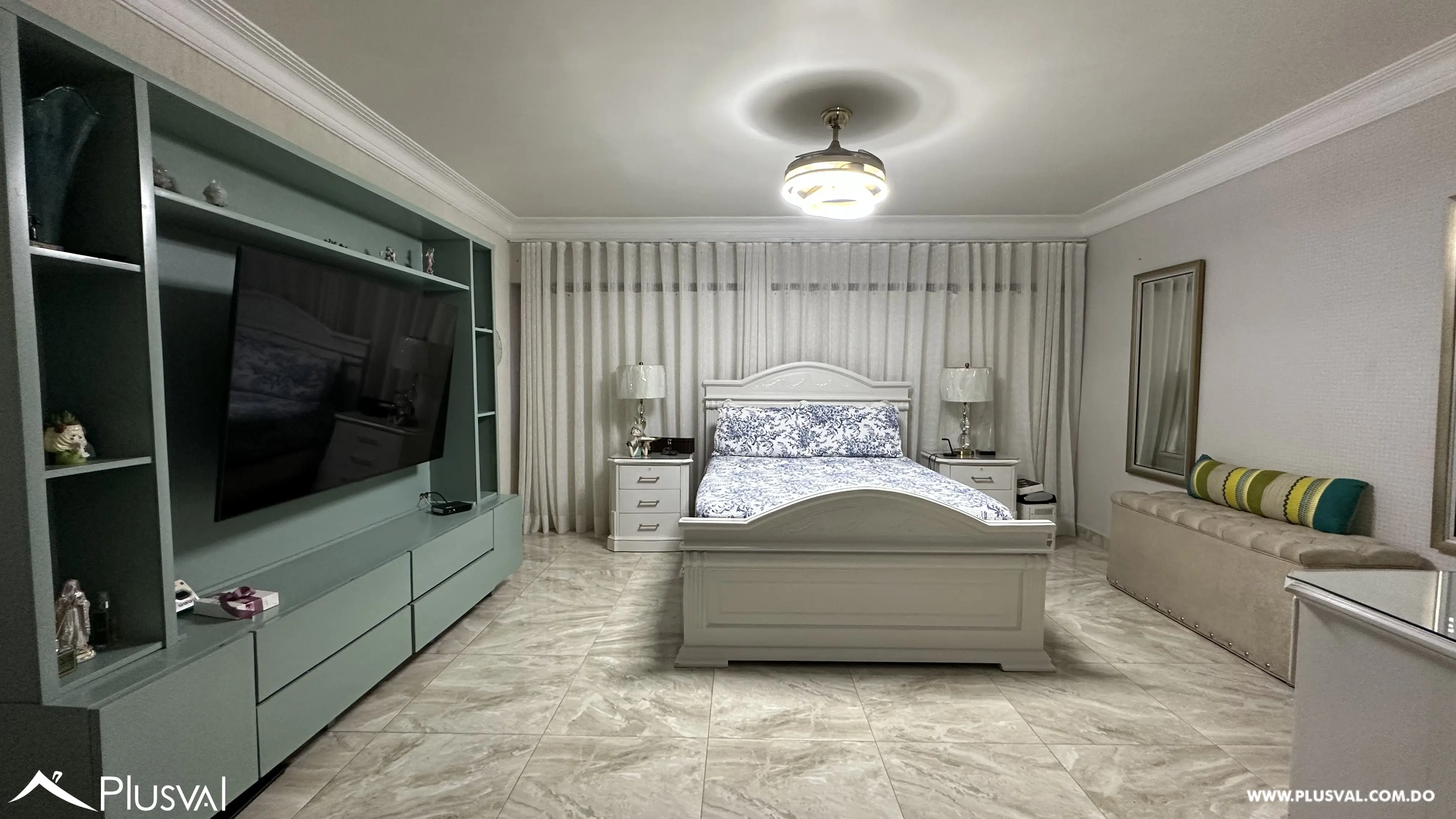 Apartamento en Venta en Evaristo Morales | 3 Habitaciones y 2 Parqueos en Santo Domingo 505390