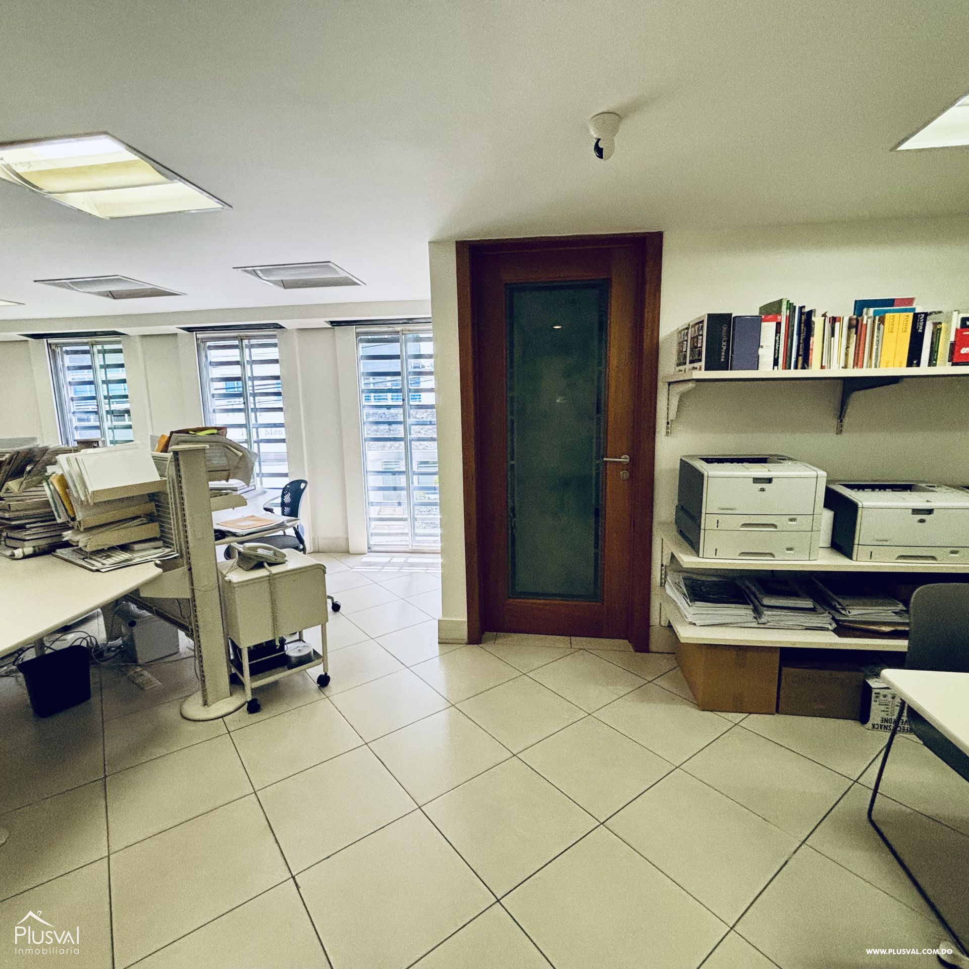 Propiedad comercial para oficinas o co-working 389355