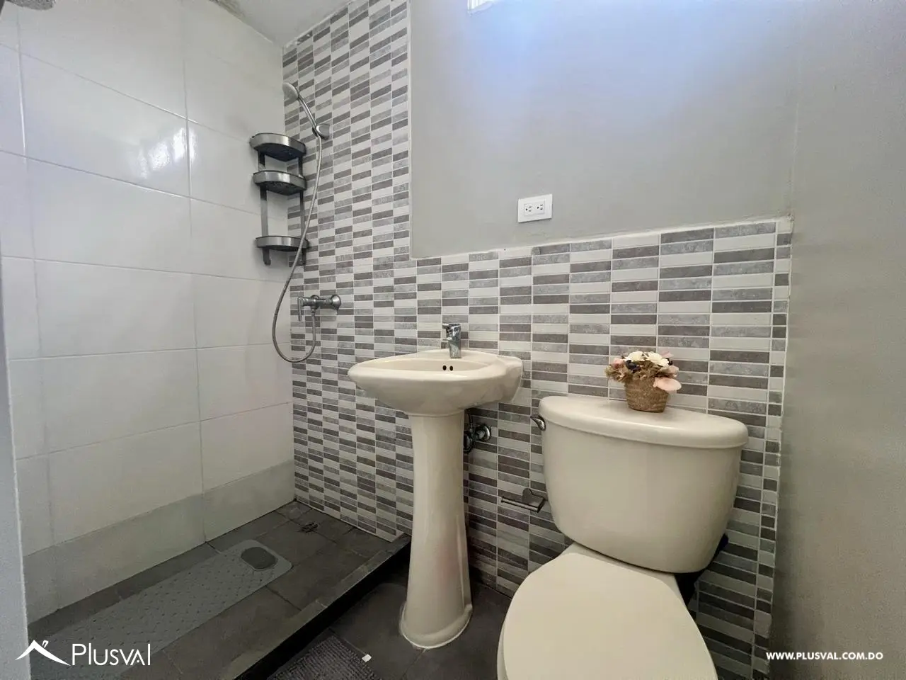 Casa dúplex en venta en Colinas del Viento con patio 526939