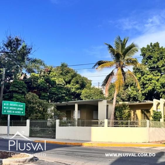 Solar - Casa sobre la misma Ave. Antonio Guzmán Fernández (Antigua Privada) 491367