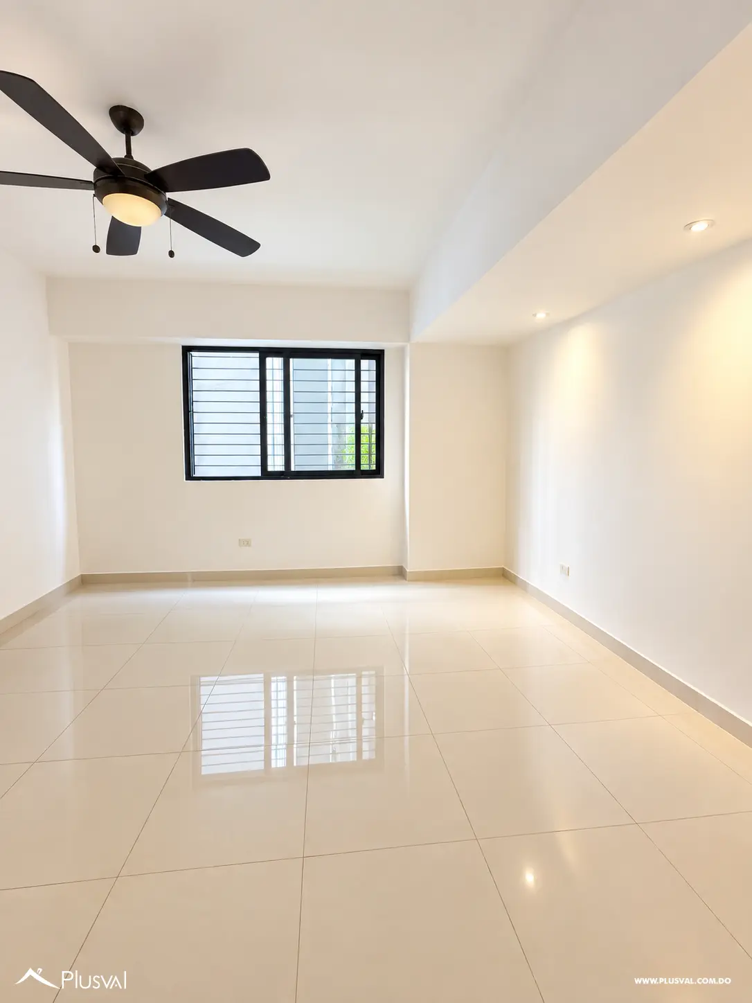 Apartamento en venta en Bella Vista – 3 habitaciones y 2 parqueos 530807
