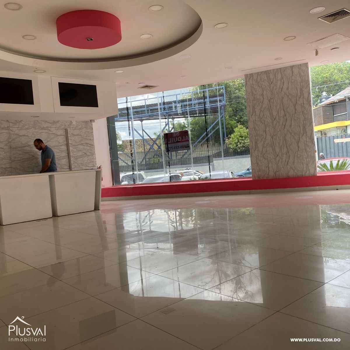 Local Versátil y de Alta Visibilidad en la Av. 27 de Febrero 476241