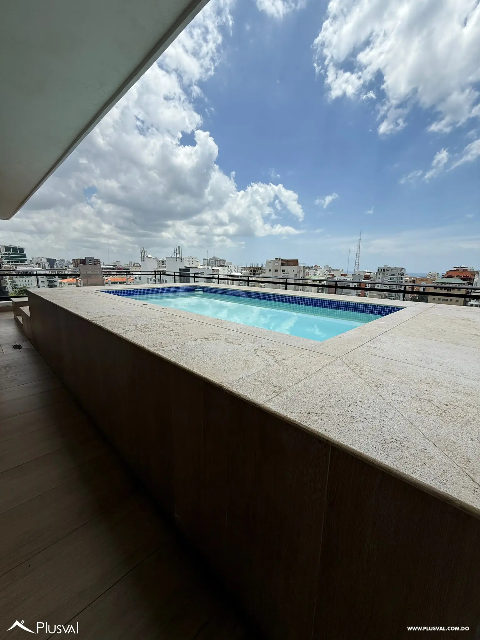 Apartamento en alquiler en Evaristo Morales 460062