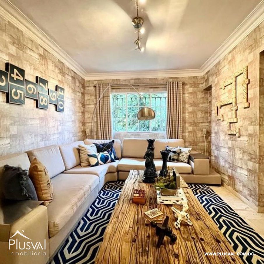 Amplio Apartamento de 3 Habitaciones en  Venta, Piantini 348120