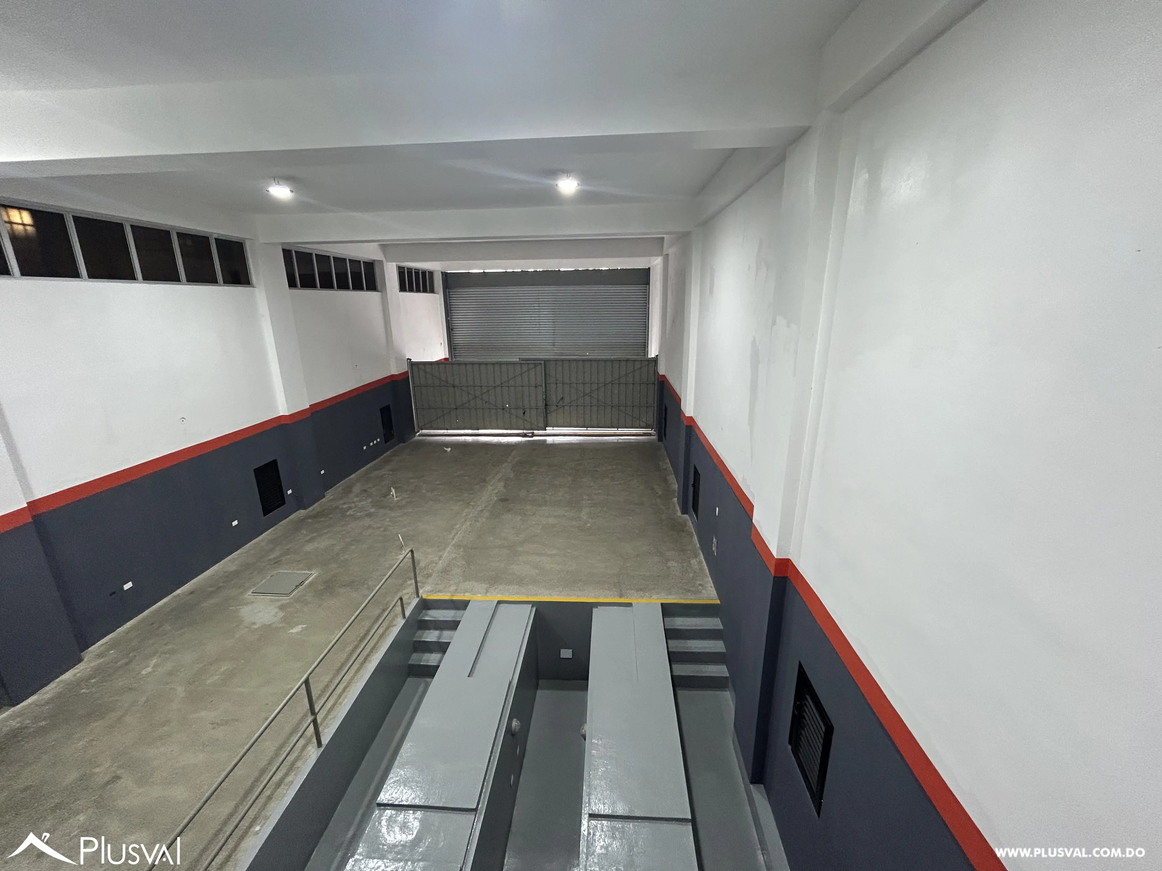 Excelente Edificio Comercial En Alquiler 460215