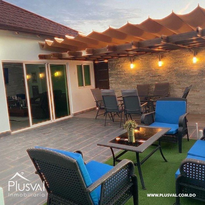 Moderno Penthouse en Venta en Llanos de Gurabo 402285