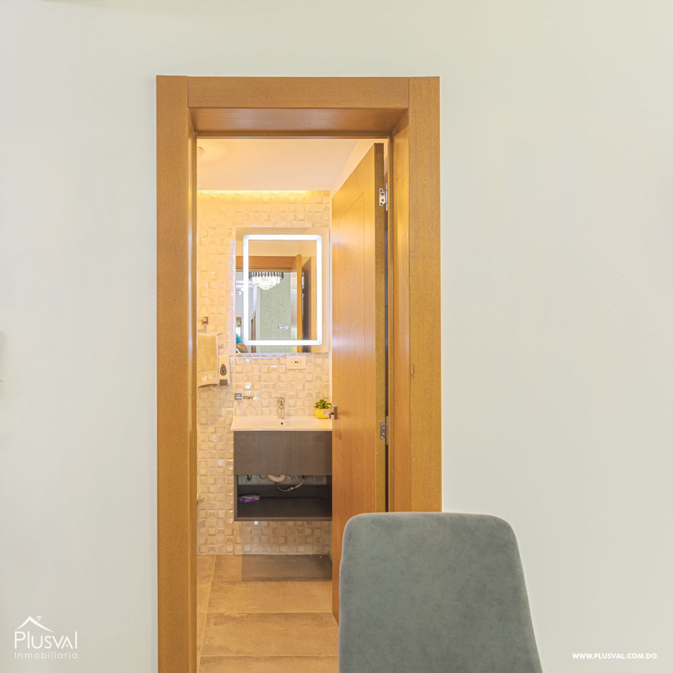 Exclusivo Apartamento Amueblado de 3 Habitaciones 245001