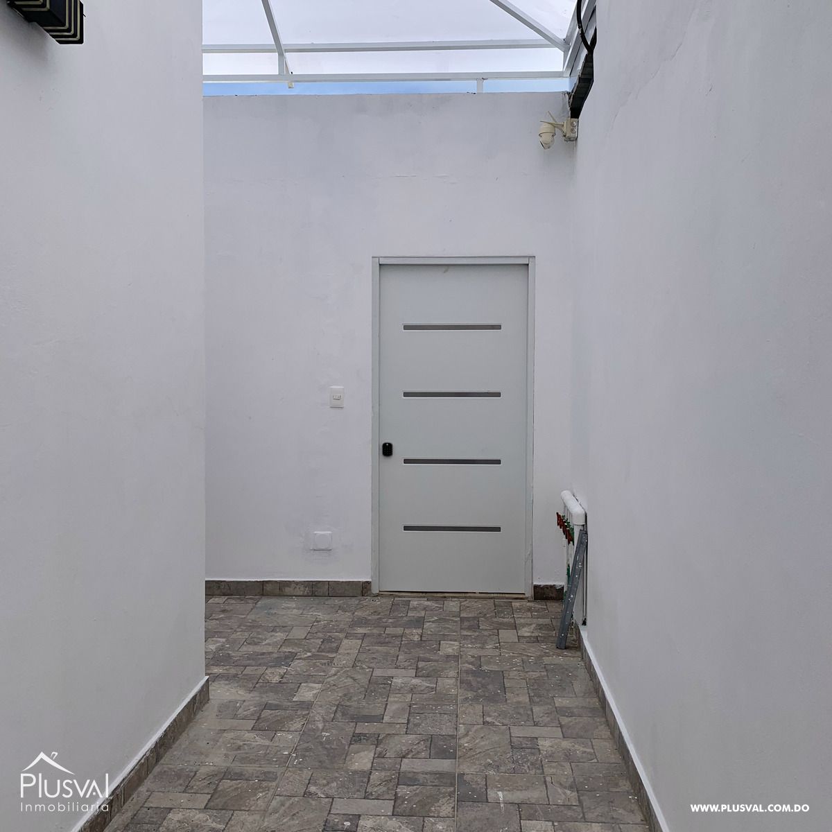 3 en 1 apartamento a la venta en Evaristo morales 403569