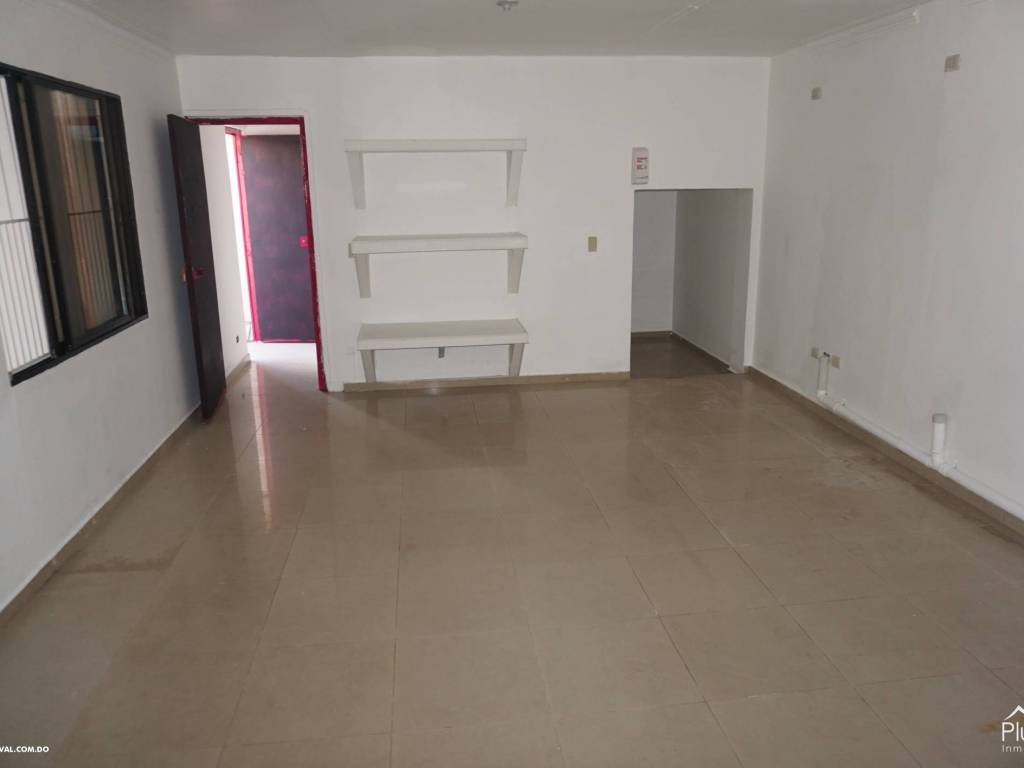 Local comercial en alquiler en Julieta 37941