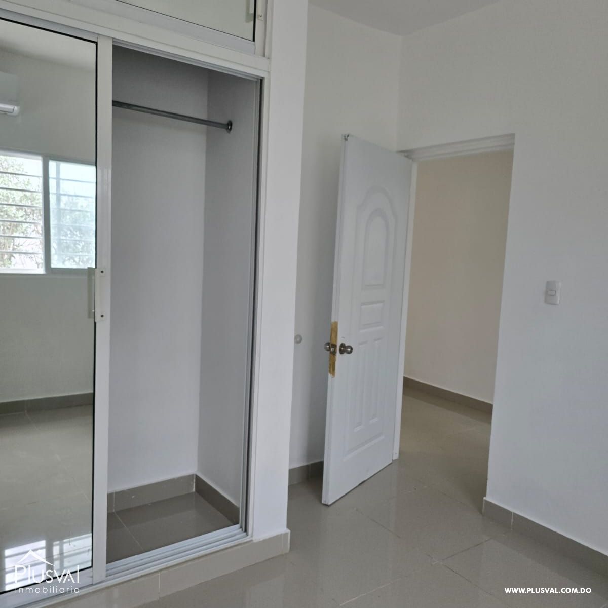 Casa en venta Reisdencial de 3 Habitaciones 502229