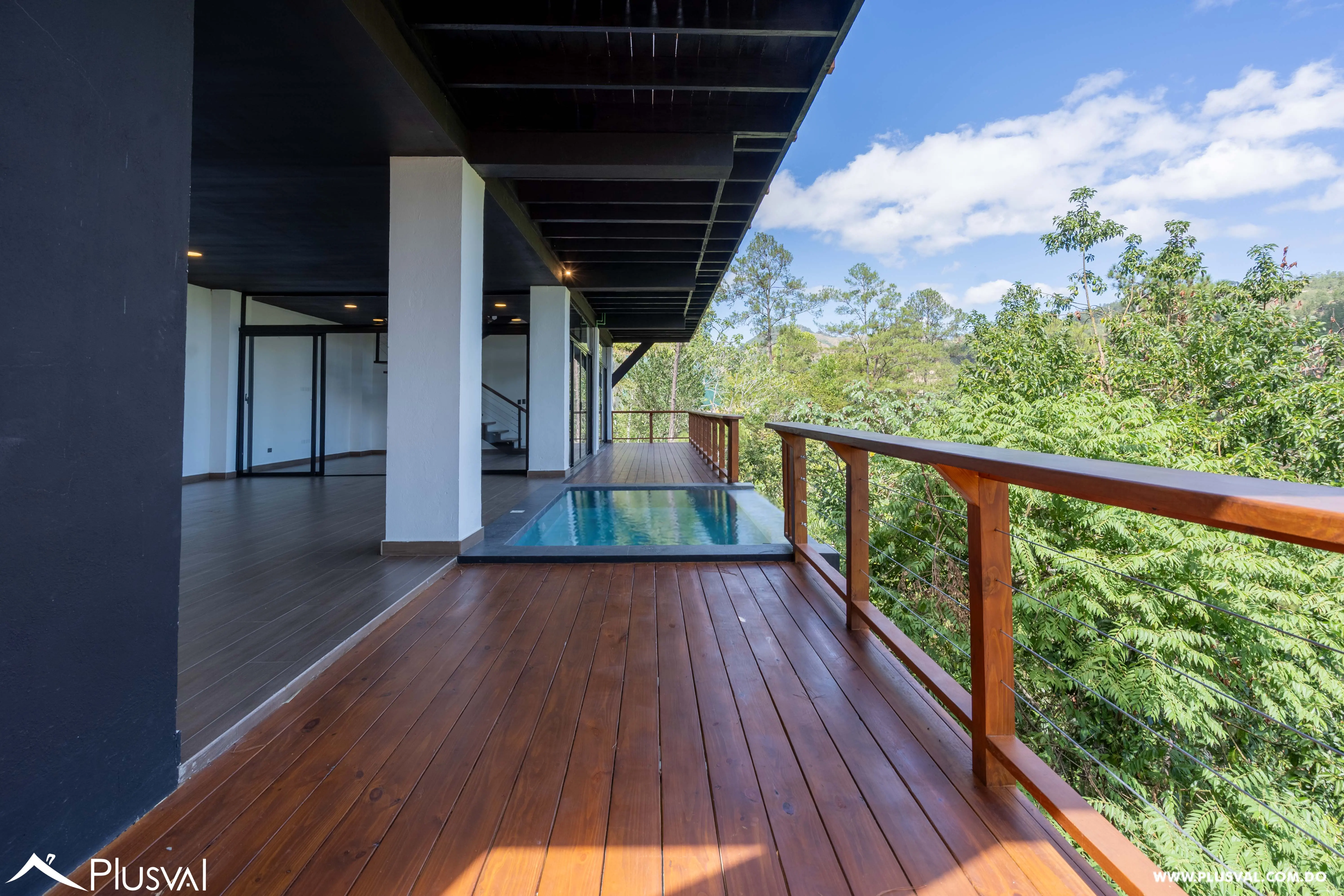 Villa de 2 niveles en Jarabacoa en venta a estrenar 530504